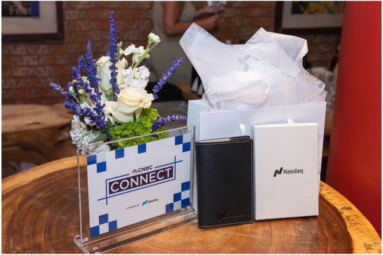 NasdaqUNGA_gifting.jpg