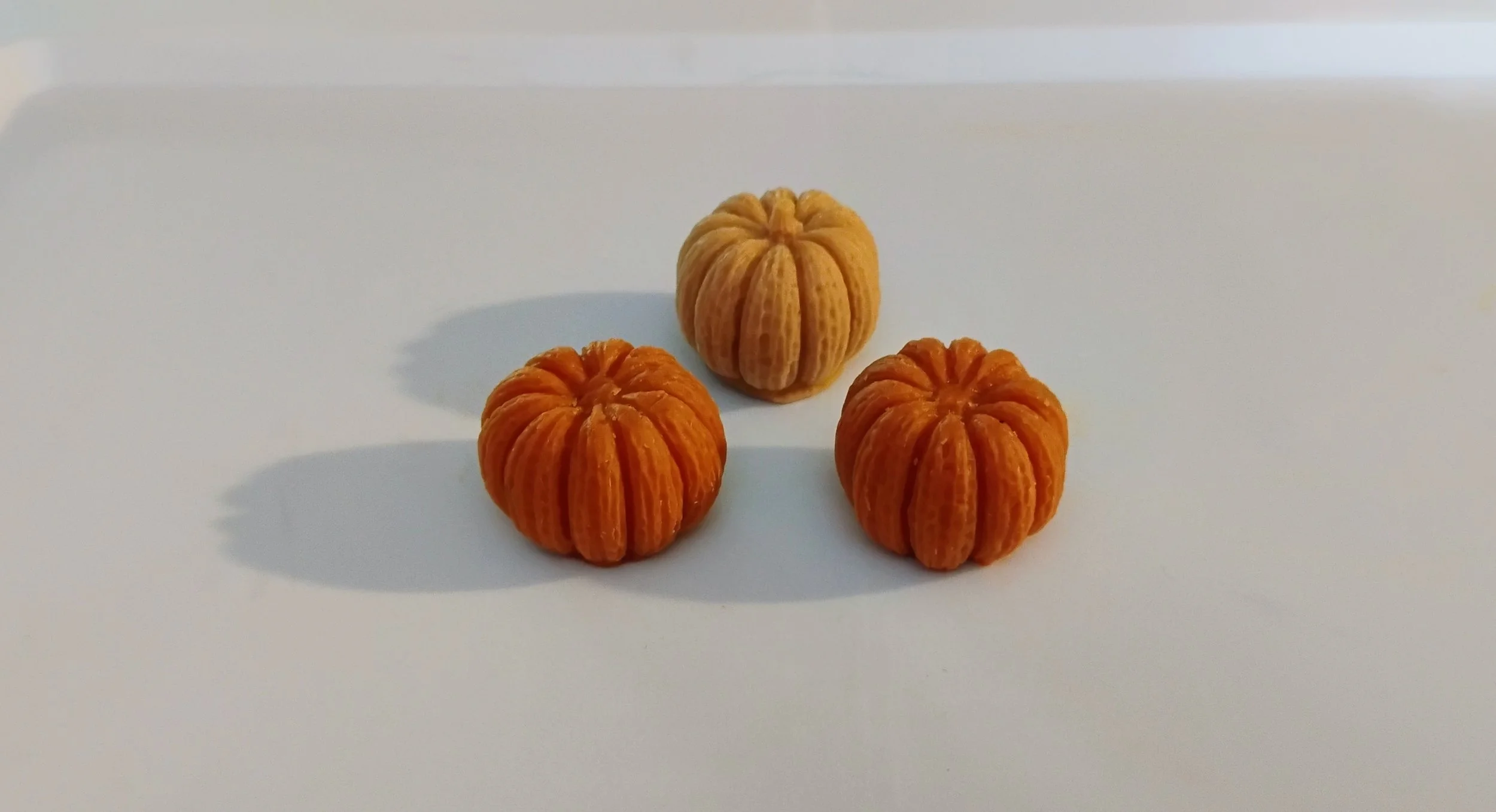Mini Pumpkins Wax Melts Only (# 24 pcs)