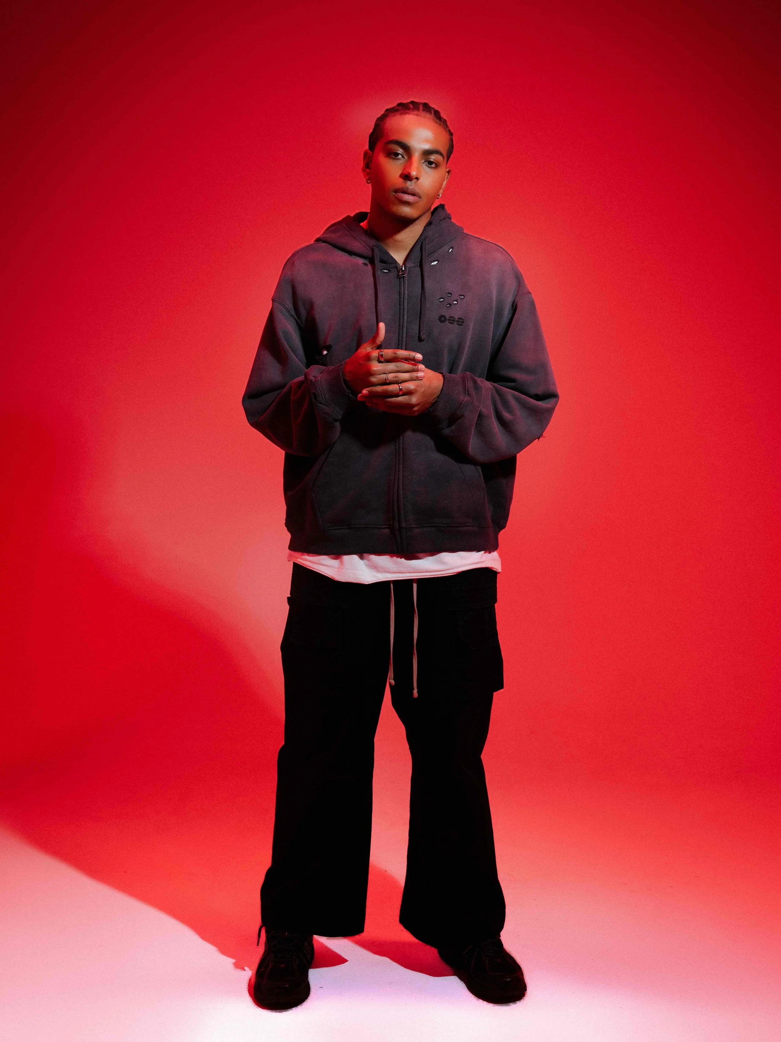 Zip-up Charcoal_MO 1.jpeg