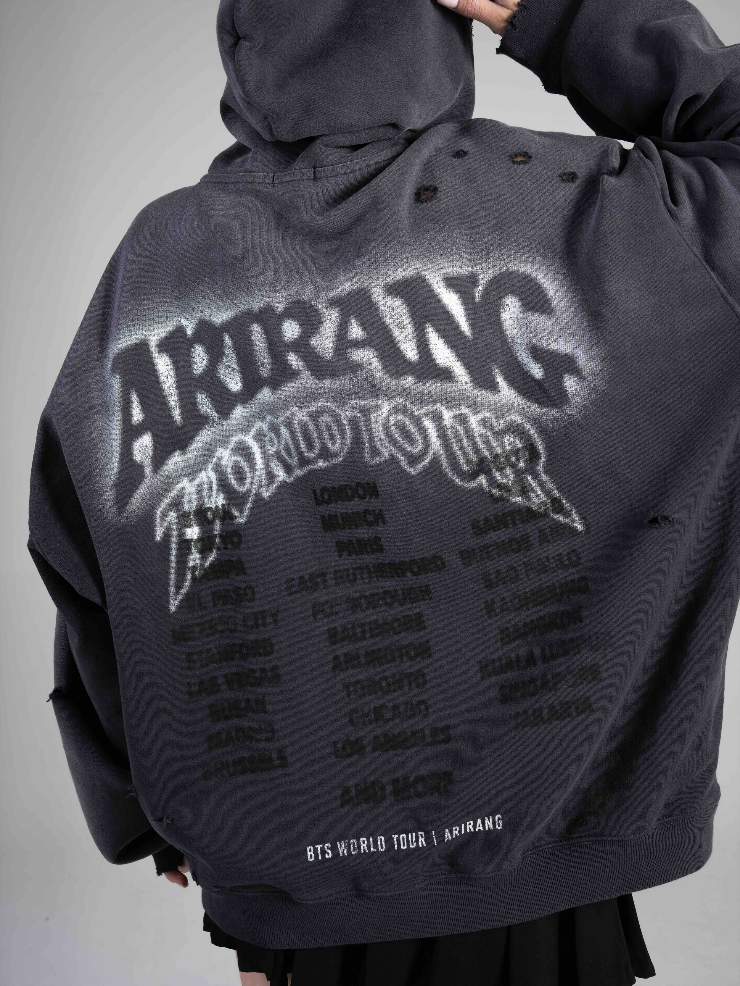 Zip-up Charcoal_MO 36.jpeg