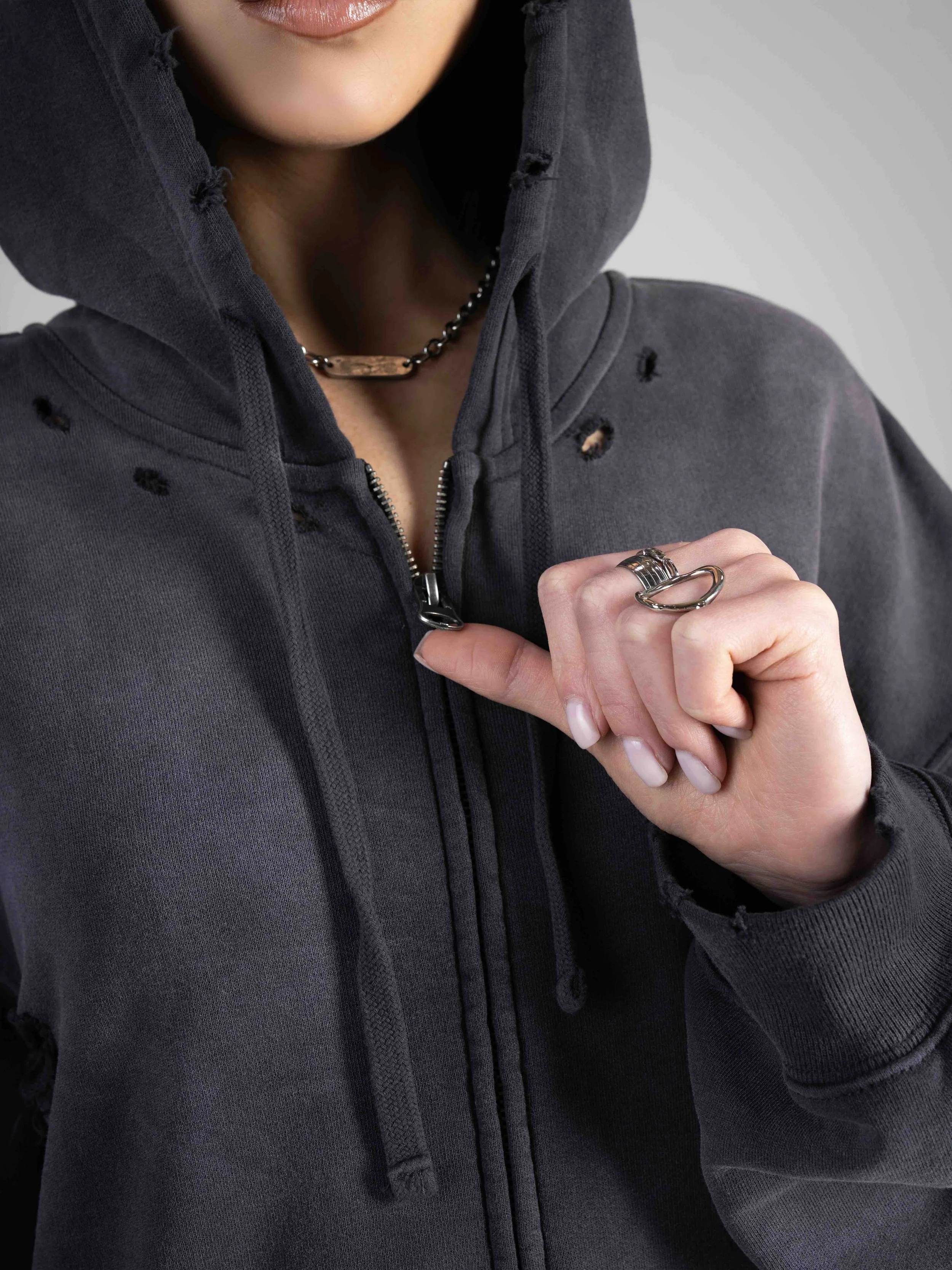 Zip-up Charcoal_MO 35.jpeg