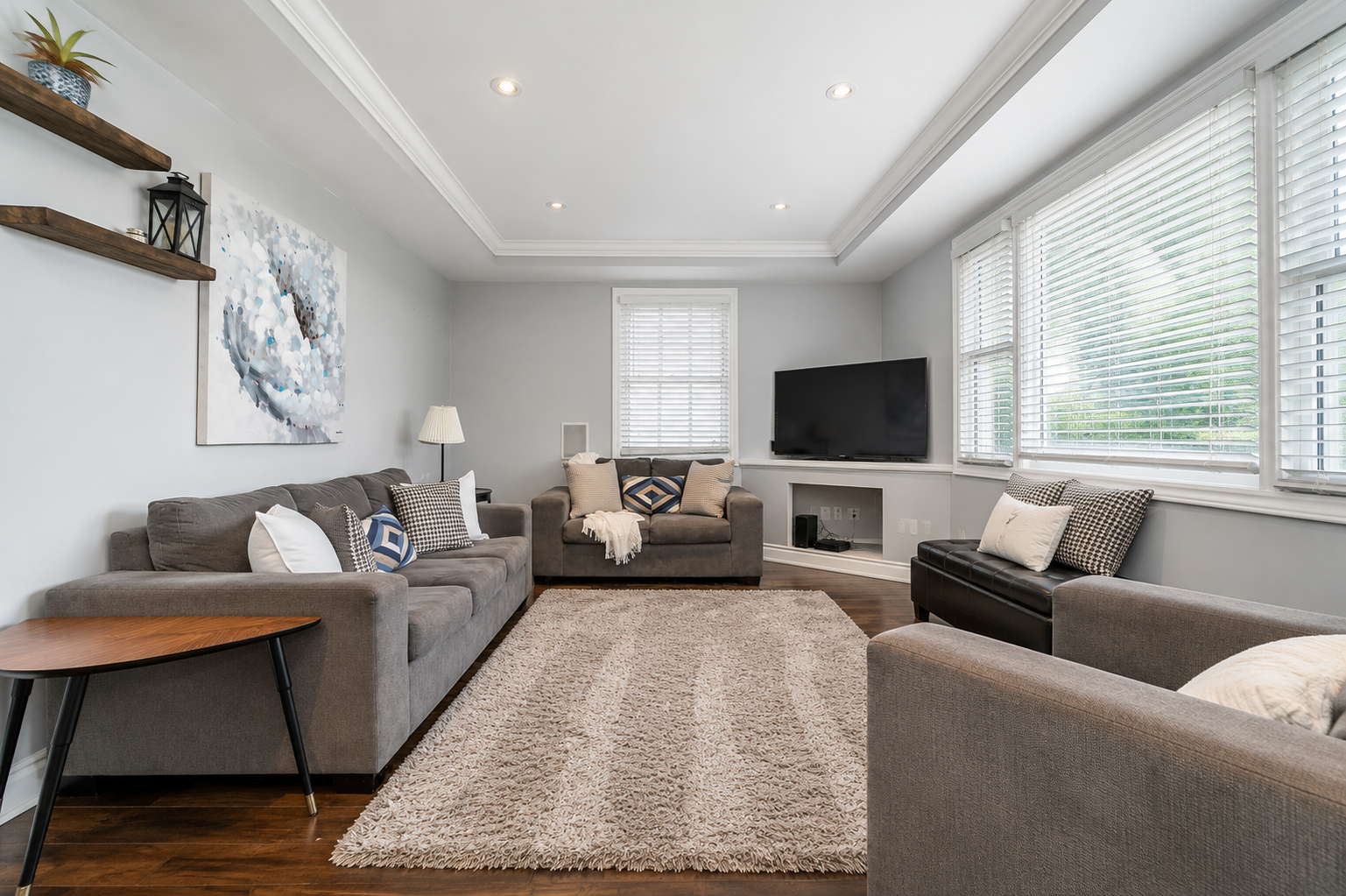 NYS-Full-Home-Renovation-Waterdown, ON-After-Living-Room2.png