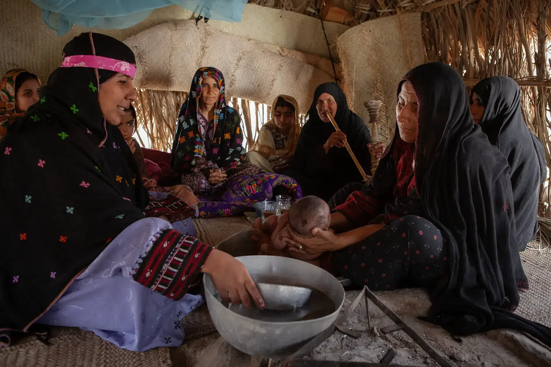 behrouz-badrouj-photography-portrait-documentary-handicrafts-iranshahr-baluchistan-iran-women-.webp