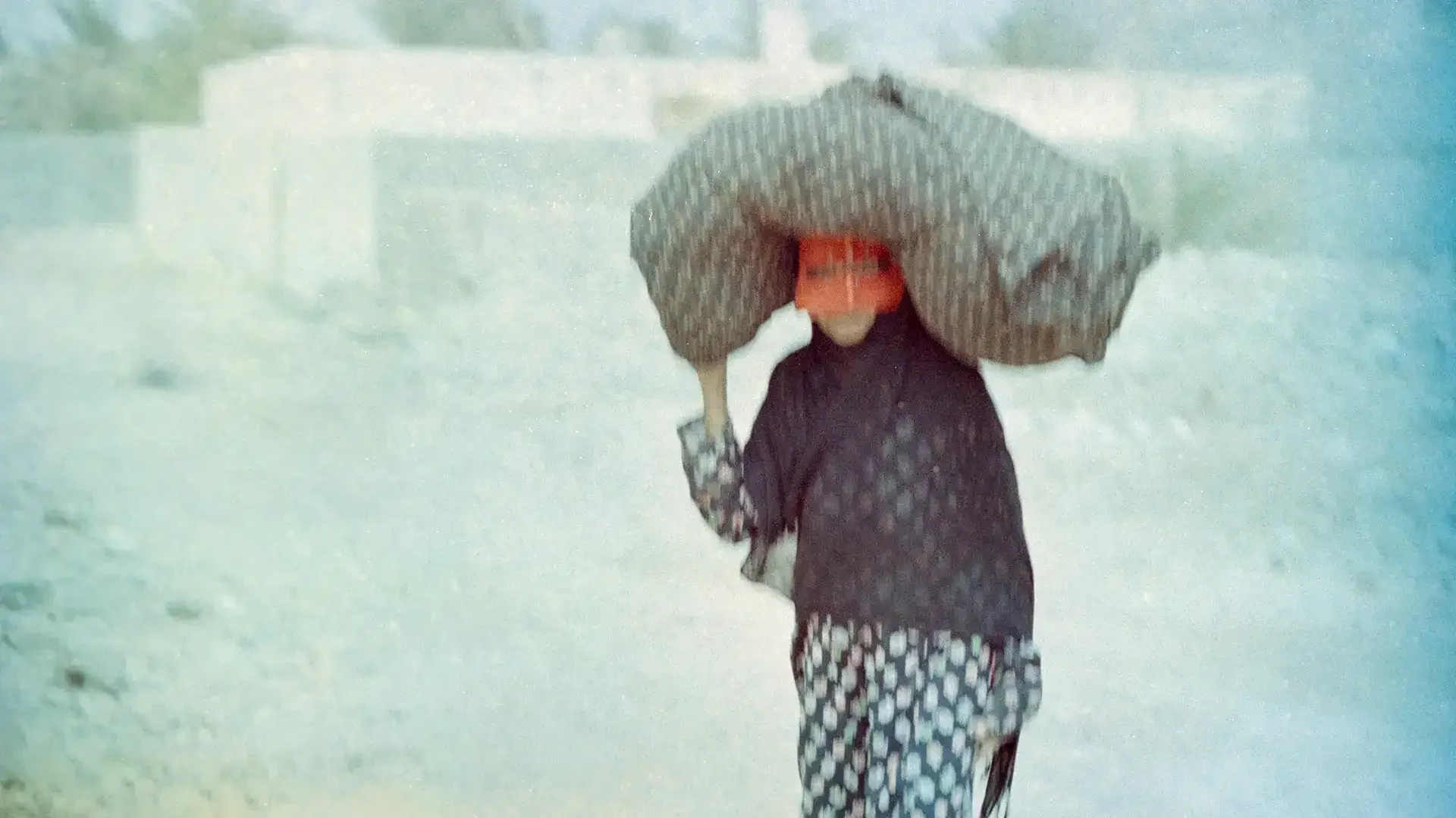 behrouz-badrouj-photography-portrait-women-gheshm-salakh-iranian-family-khalijefars-iranian-women-.webp