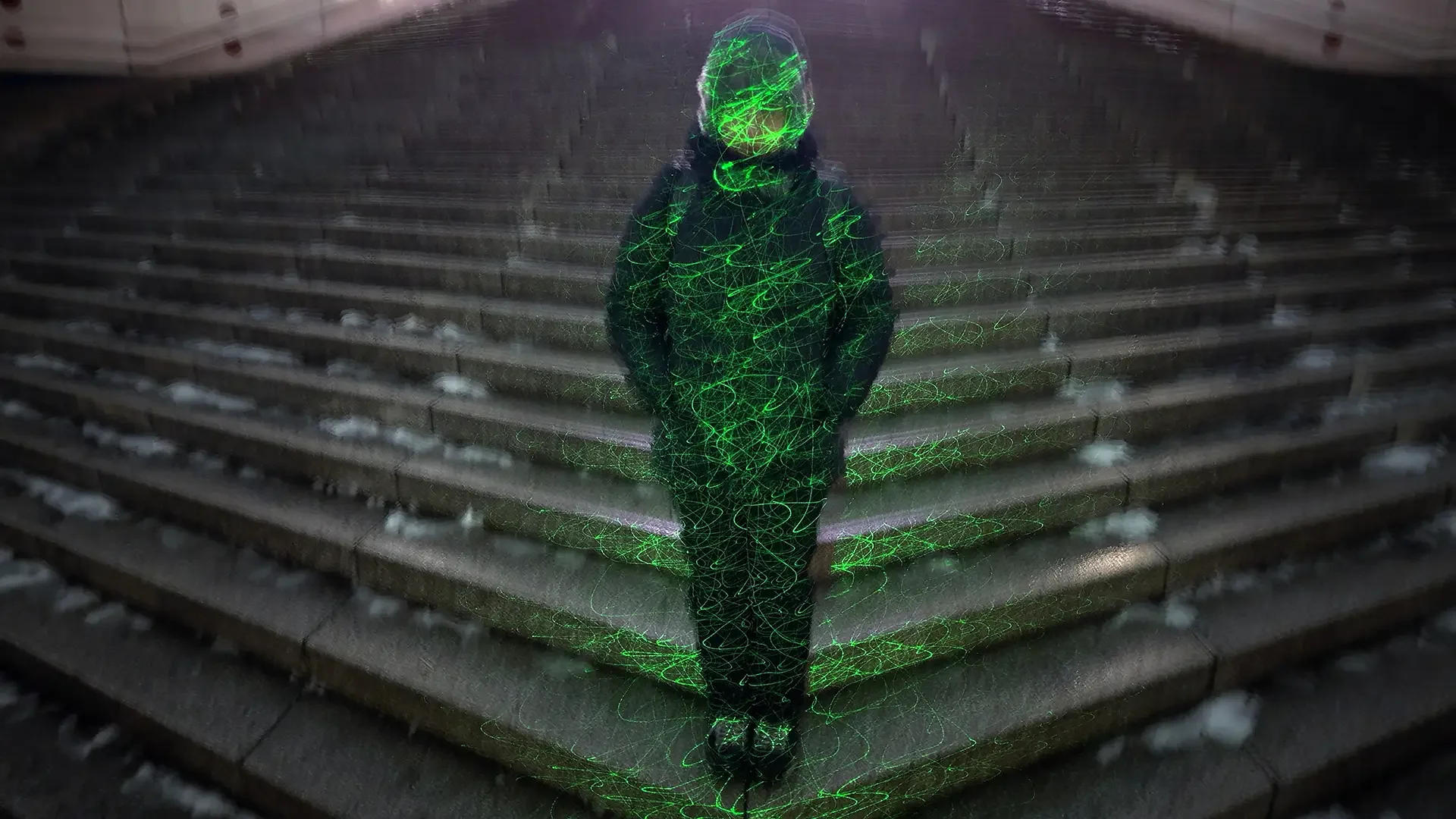 behrouz-badrouj-photography-green-pointer-leila-sanaeipour-7.webp