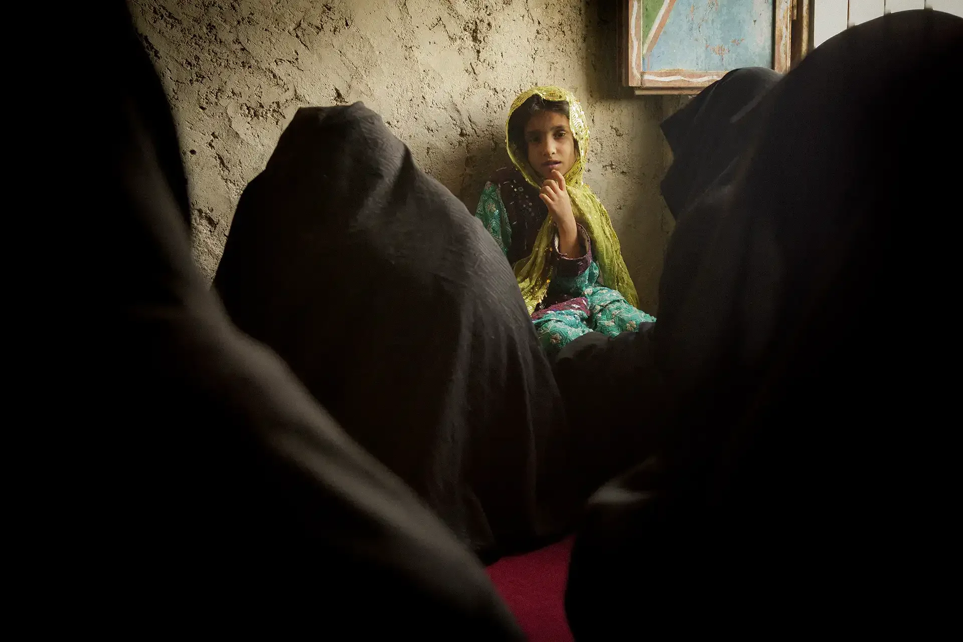 behrouz-badrouj-photography-portrait-documentary-iranshahr-baluchistan-iran-women-1.webp