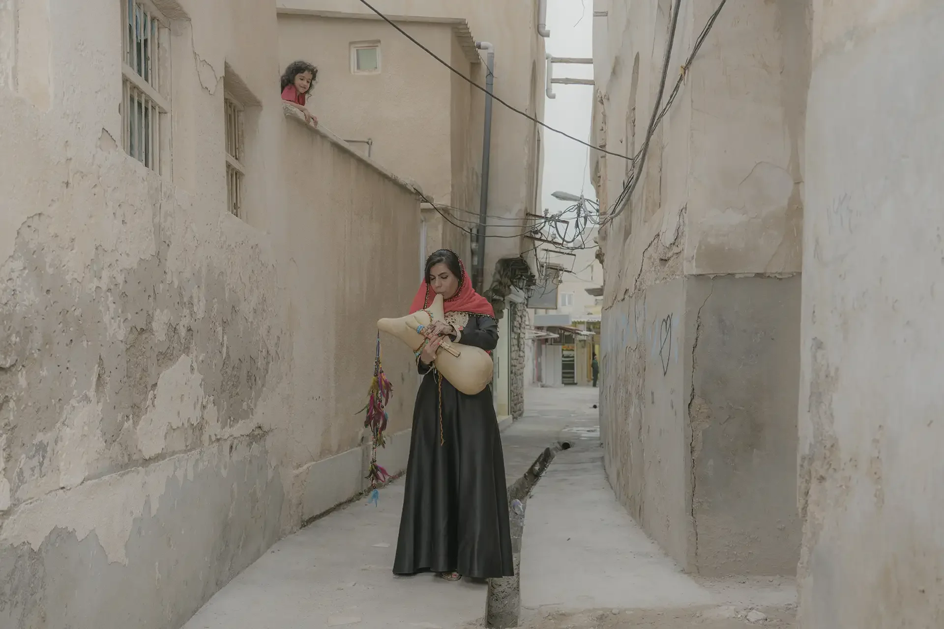 behrouz-badrouj-photographer-staged-photography-folk-music-african-music-bushehr-gheshm-bandarabbas-Resonating-Silences-women-singer.webp
