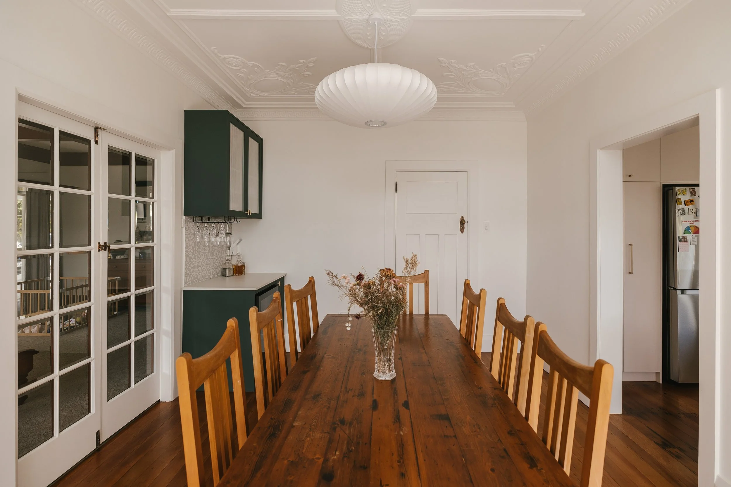 20230411OrouaRdKitchen-DiningPhotography-4.jpg