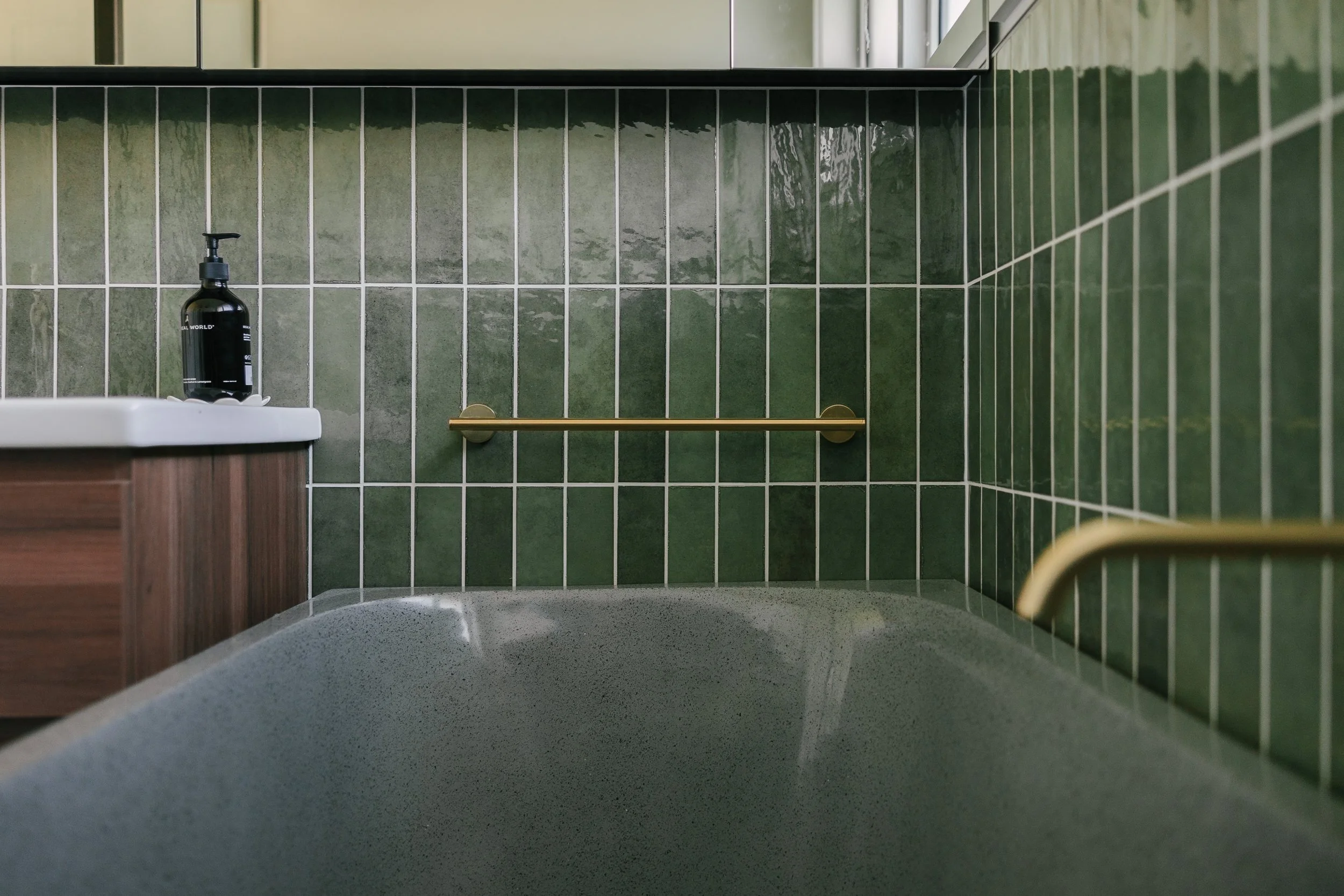 20230411WorchesterStBathroomPhotography-8.jpg
