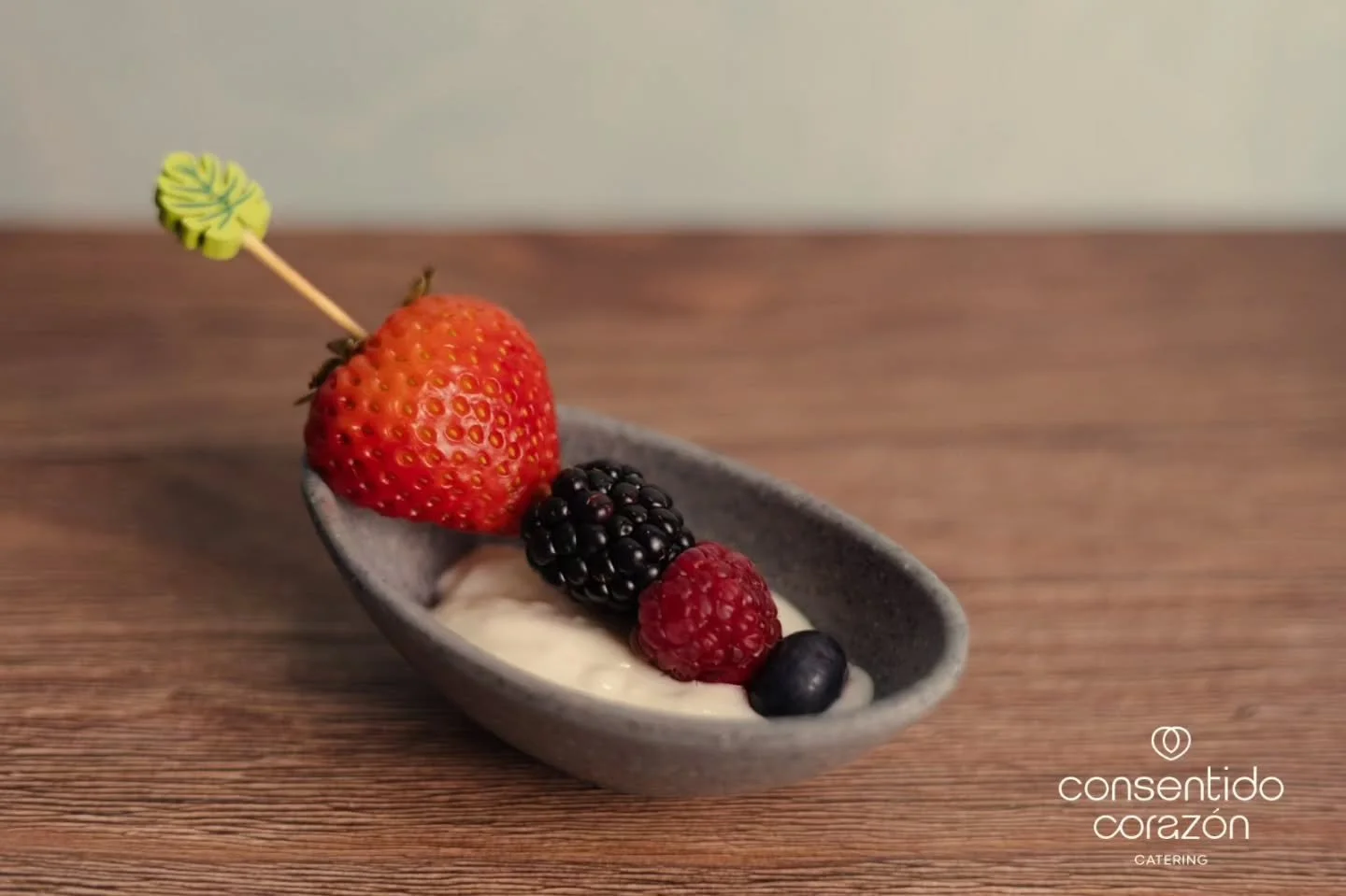 Consentirte es nuestra especialidad 🍓

Porque hasta el detalle m&aacute;s peque&ntilde;o, lo pensamos con cari&ntilde;o.

&iquest;Buscas elevar tu pr&oacute;ximo coffee break o evento de oficina? Escr&iacute;benos 📩

#CoffeeBreak #CateringCDMX #Eve