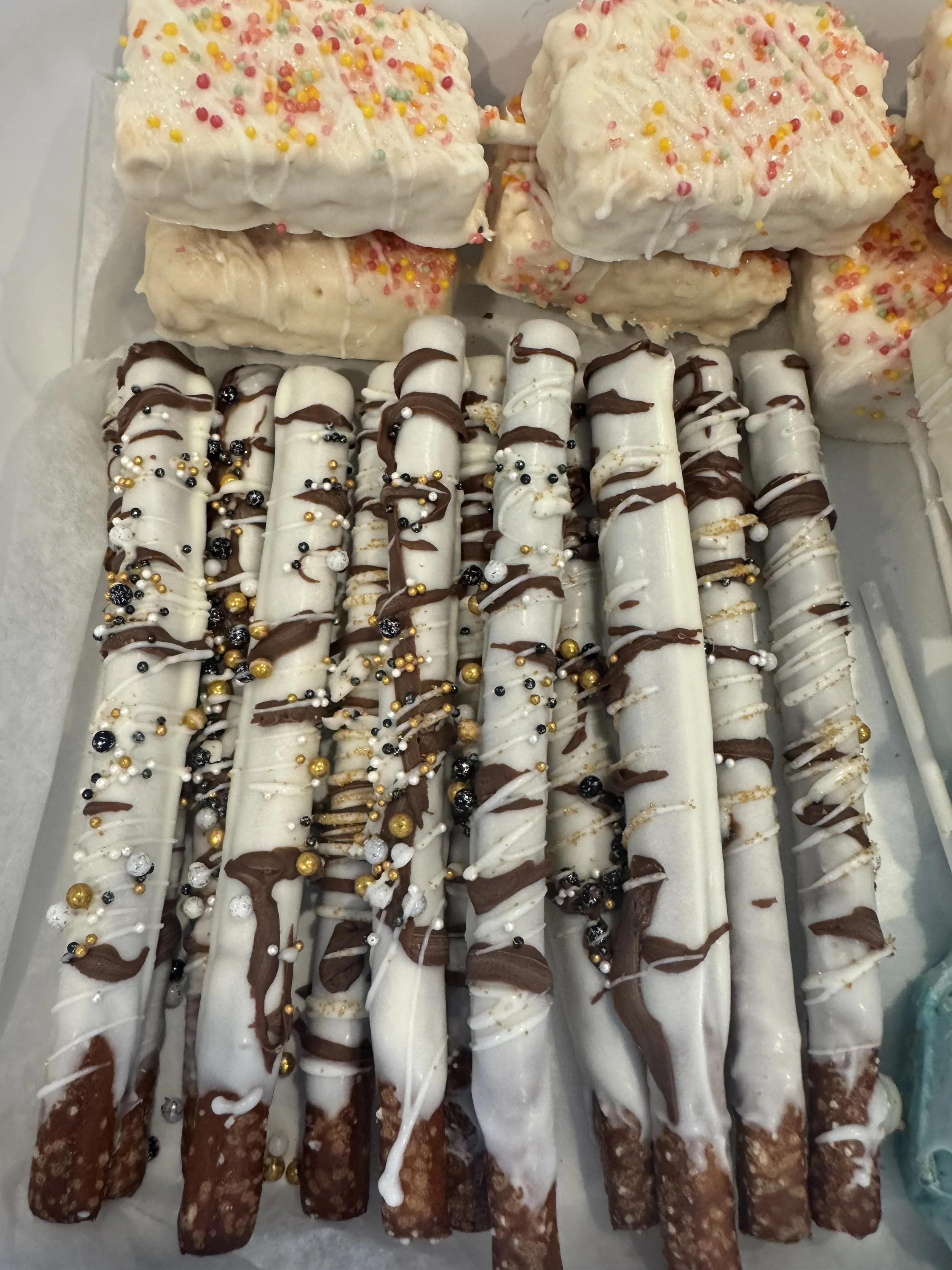 Gourmet Chocolate-Covered Pretzels