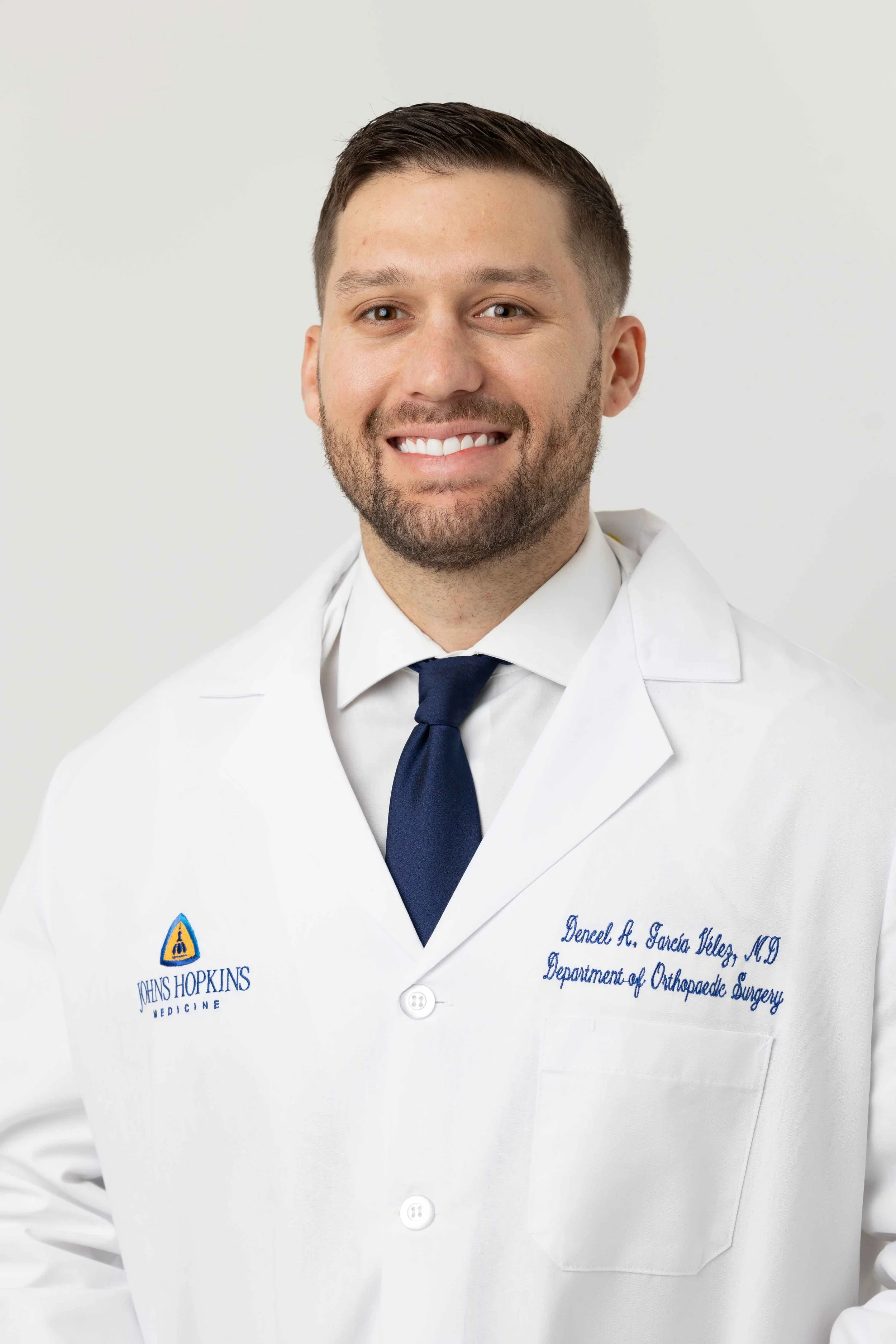 Dr. Dencel A. García Vélez, MD — Cirujano ortopeda especialista en rodilla y cadera, Instituto Ortopédico del Caribe, Puerto Rico