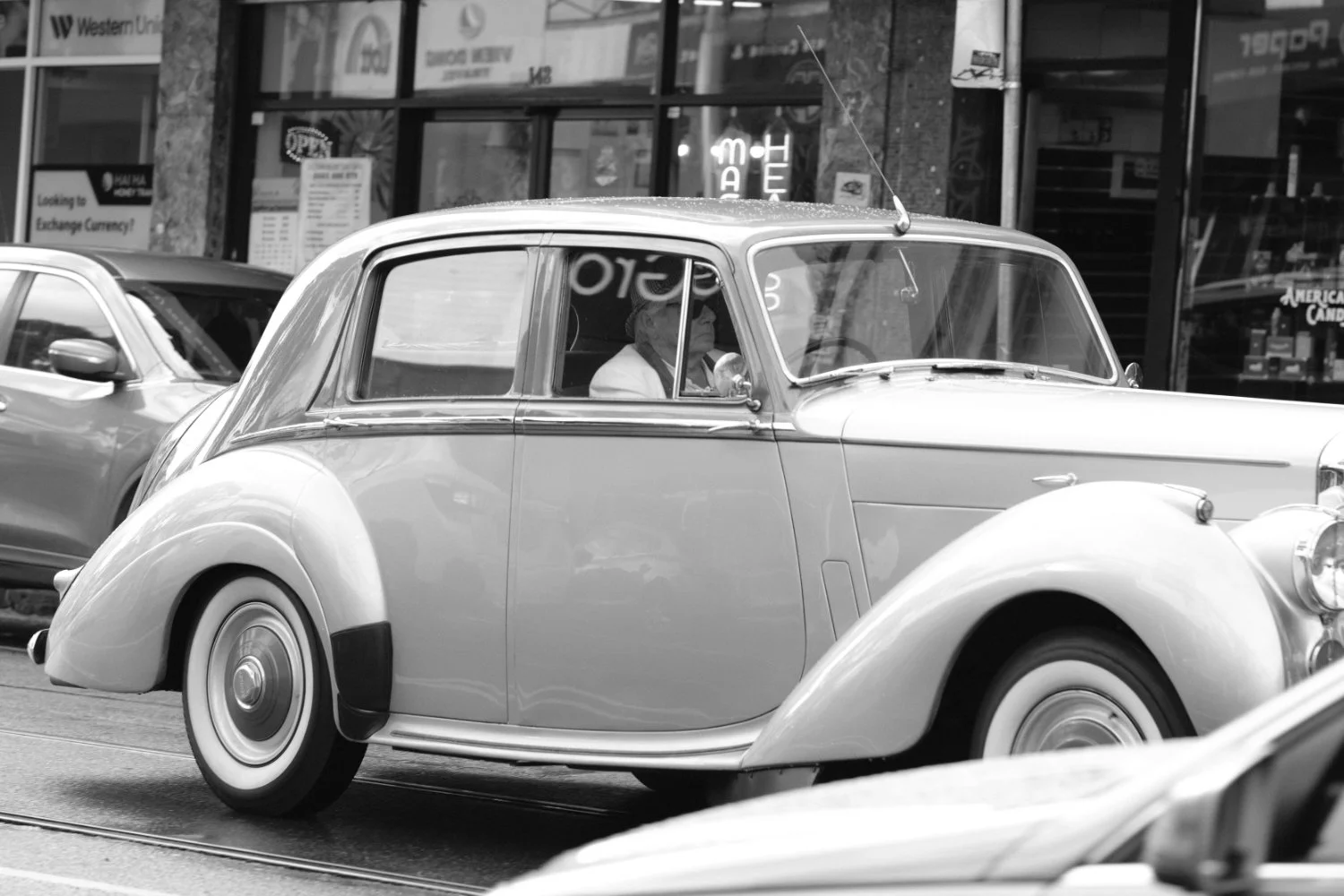 rollsroyce.jpg
