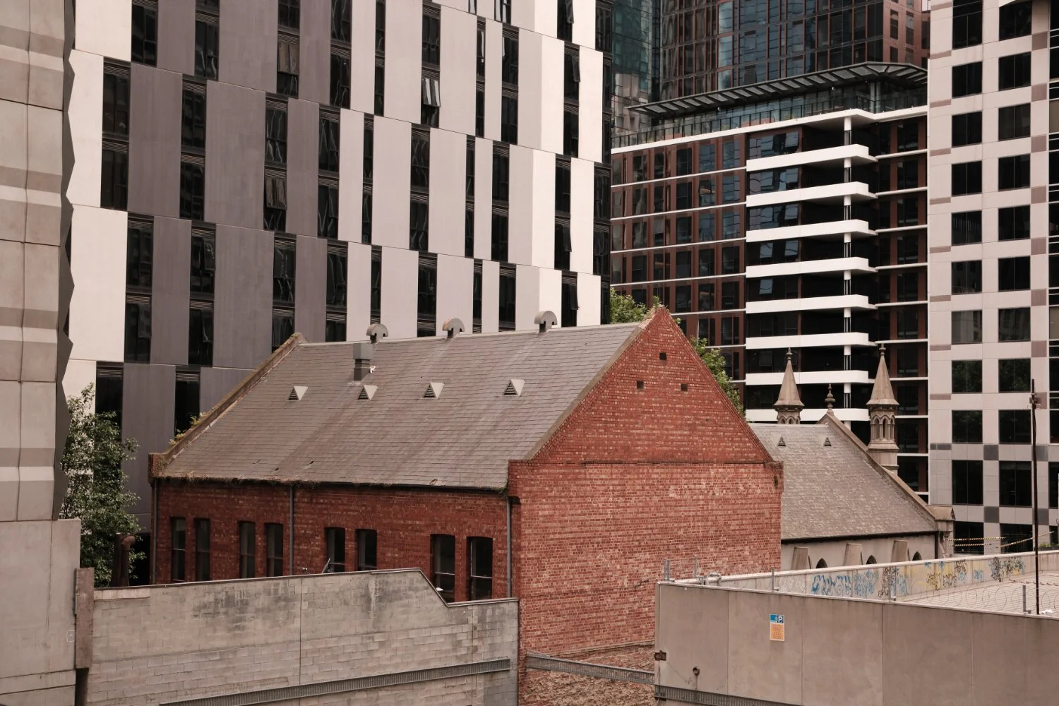 brickbuilding.jpg