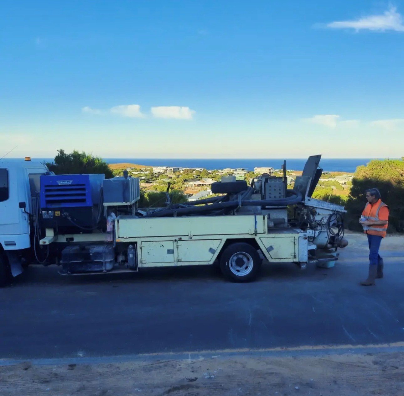 Long line concrete pumping pour Perth suburb job site