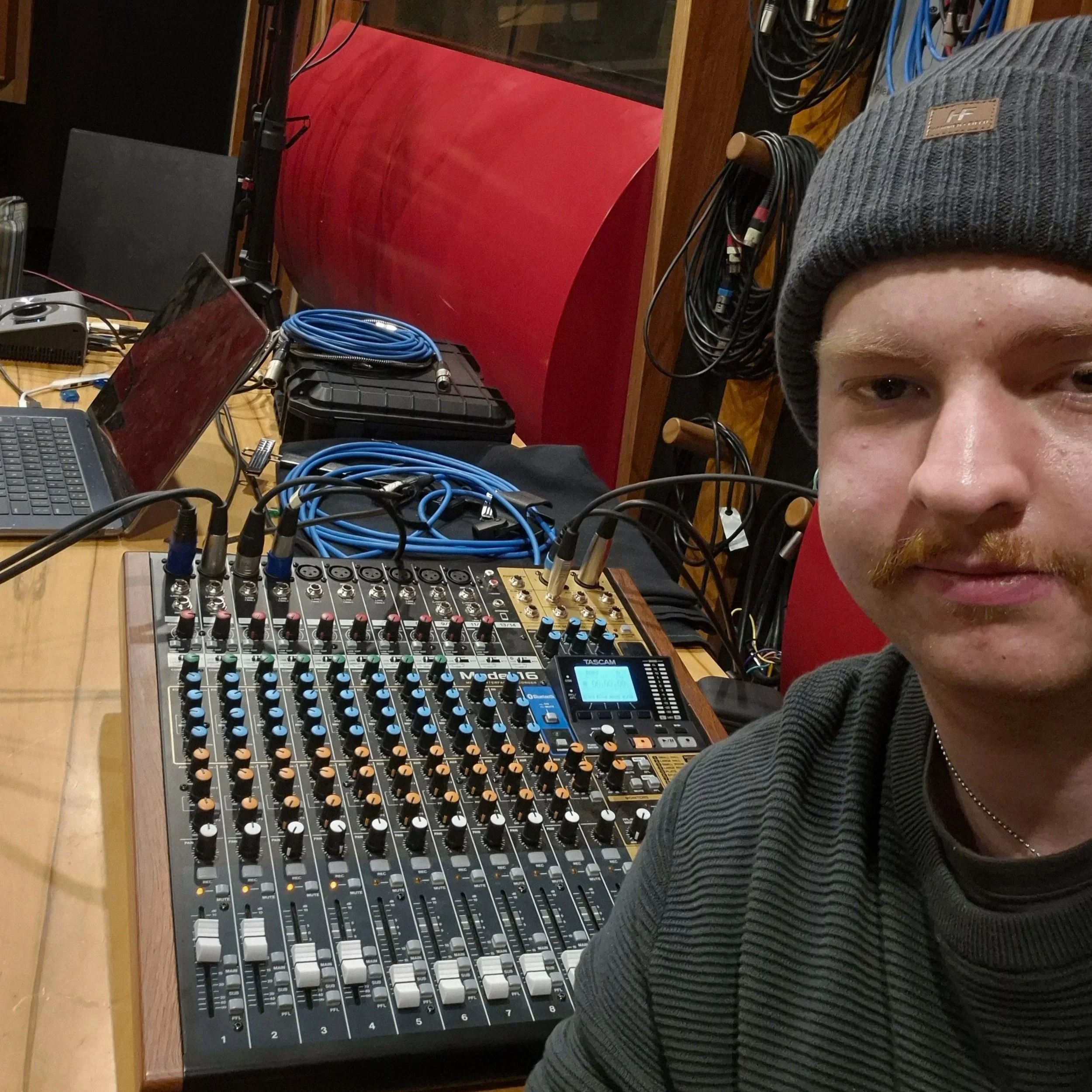 Front of House Mixing at Kameygal Music Studios