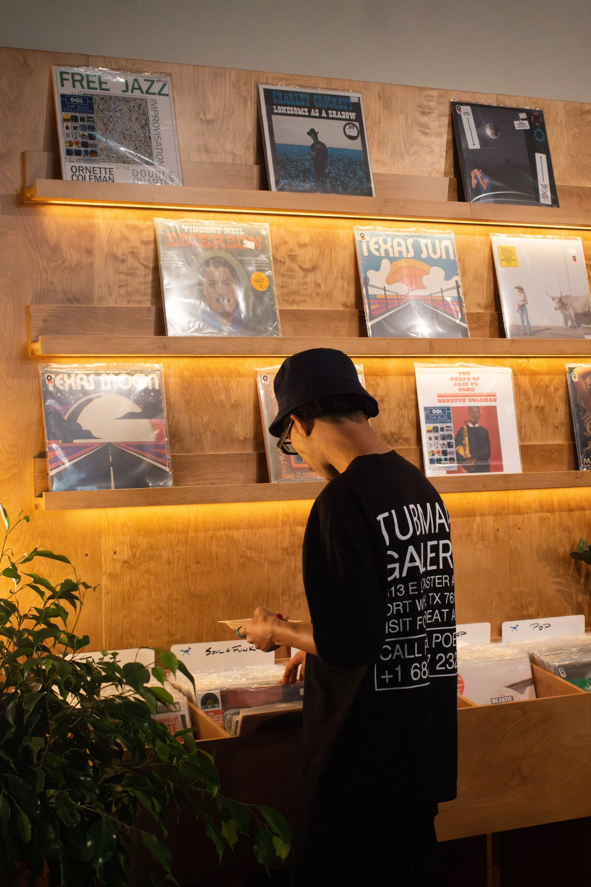 FTWBarbershop_Shop_004.jpg