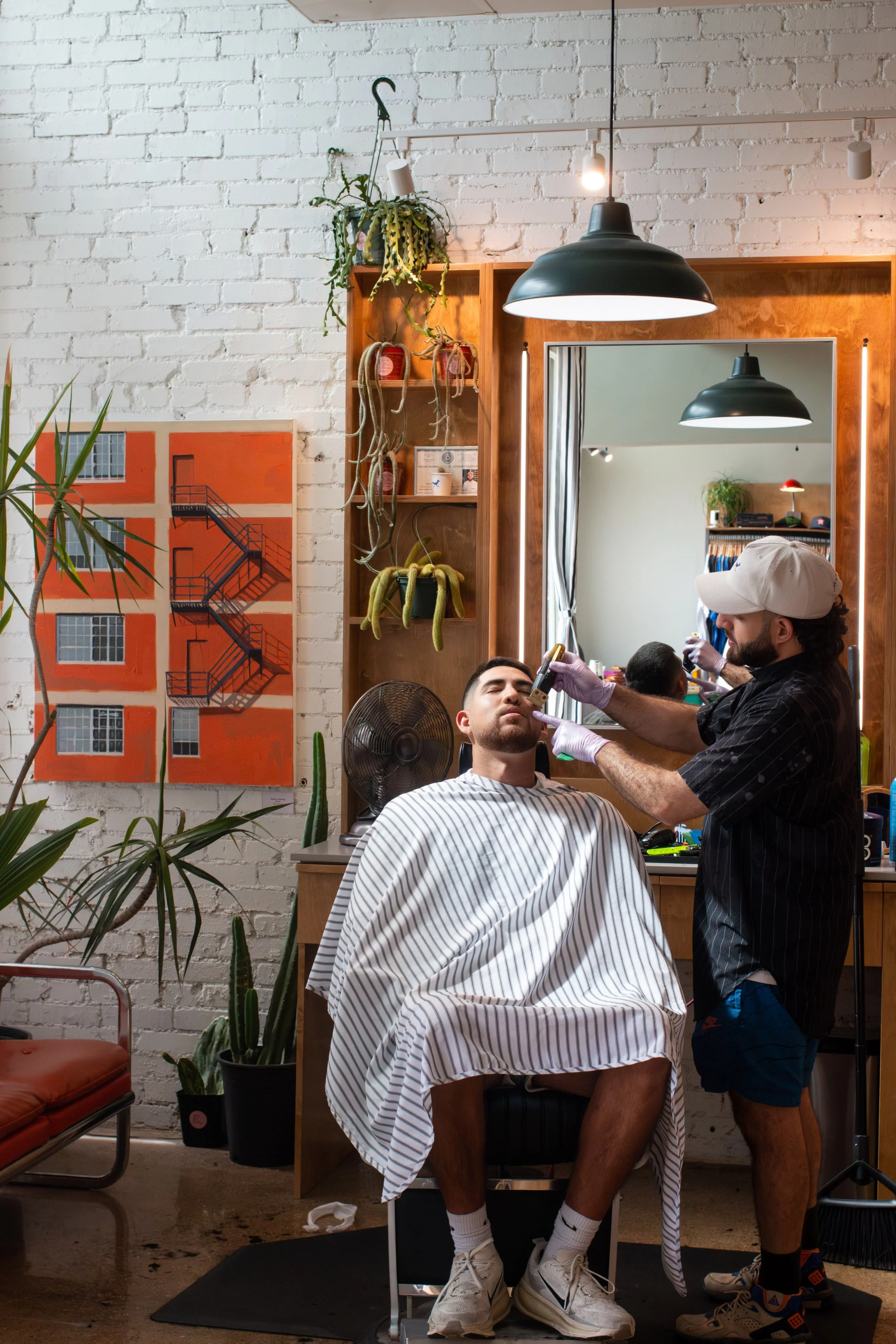 FTWBarbershop_Barbers_005.jpg