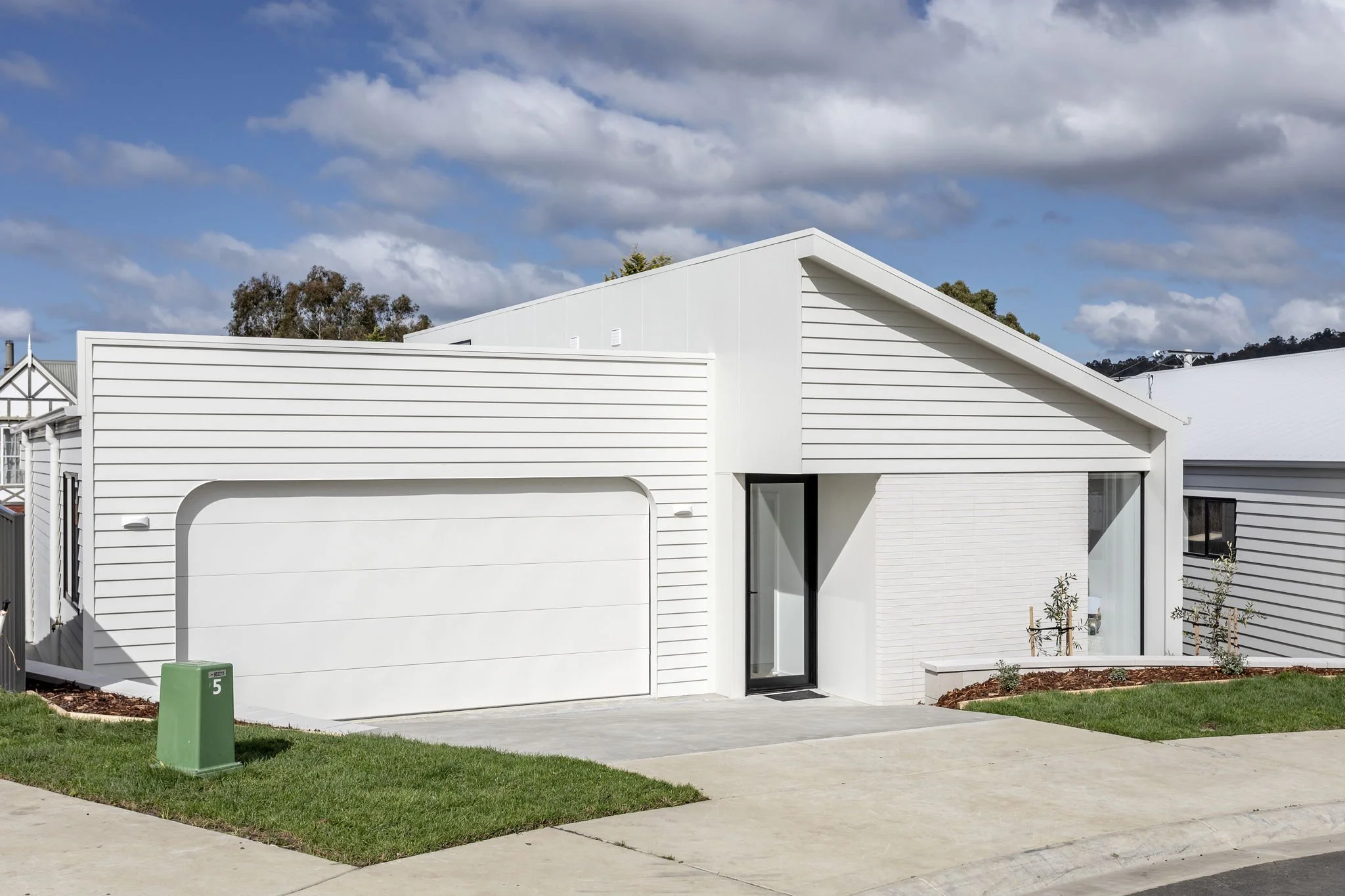 15-web-or-mls-2 4 Leeman Crt, Riverside-15.jpg