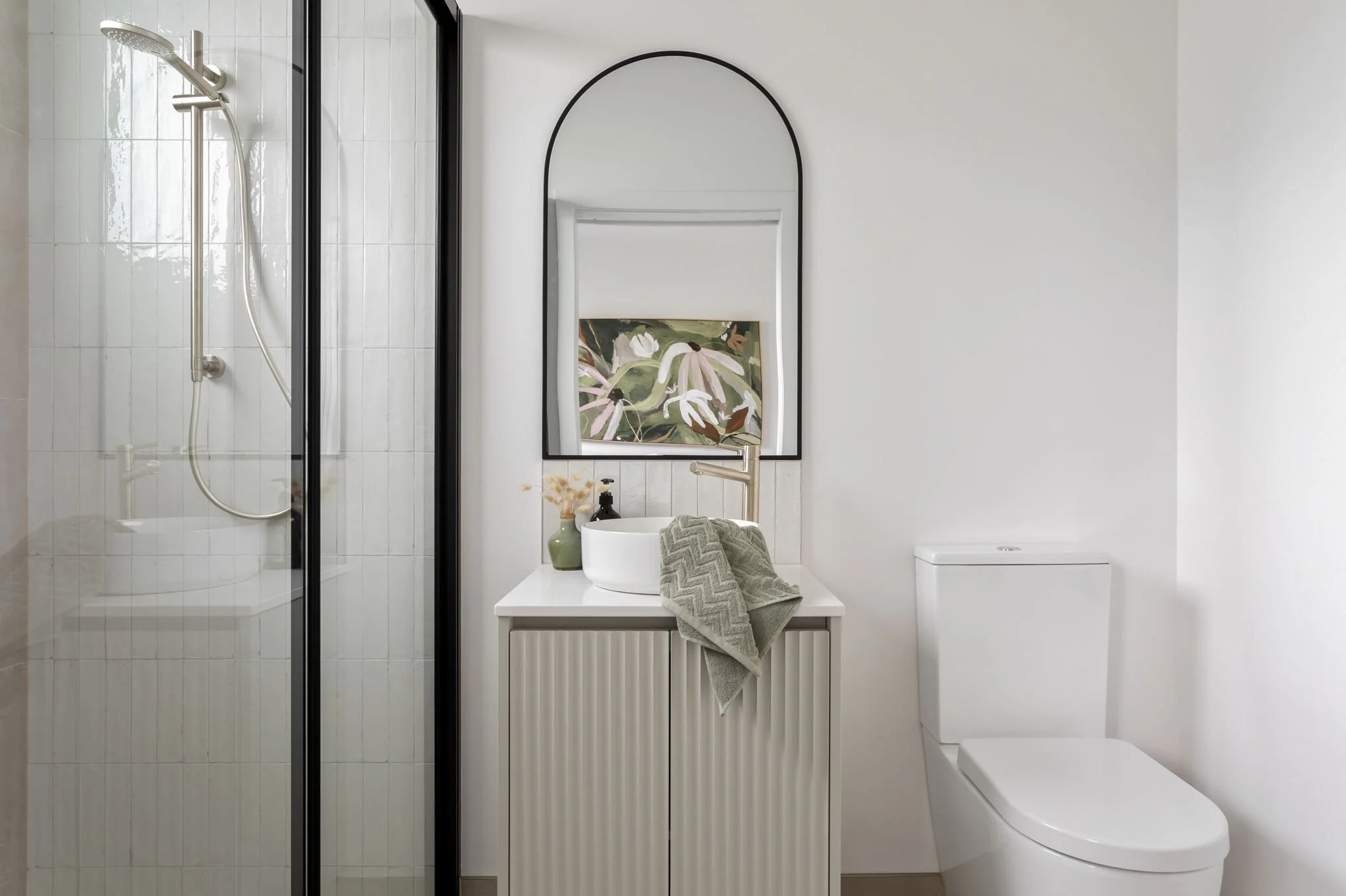 5-web-or-mls-2 4 Leeman Crt, Riverside-05.jpg