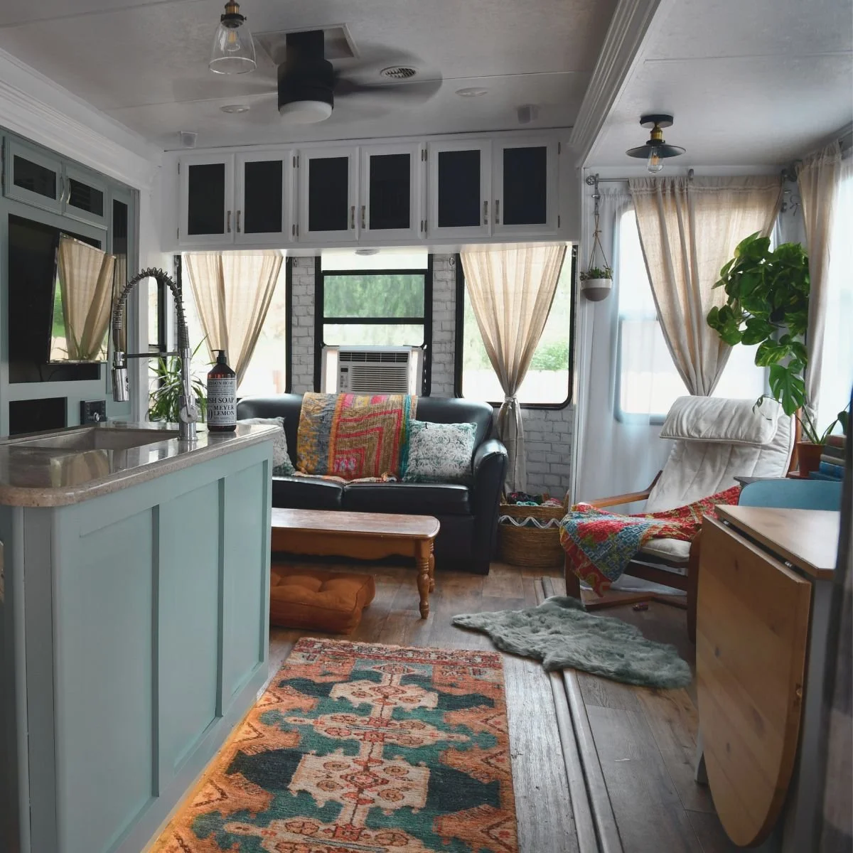 Easy RV decorating ideas for hominess