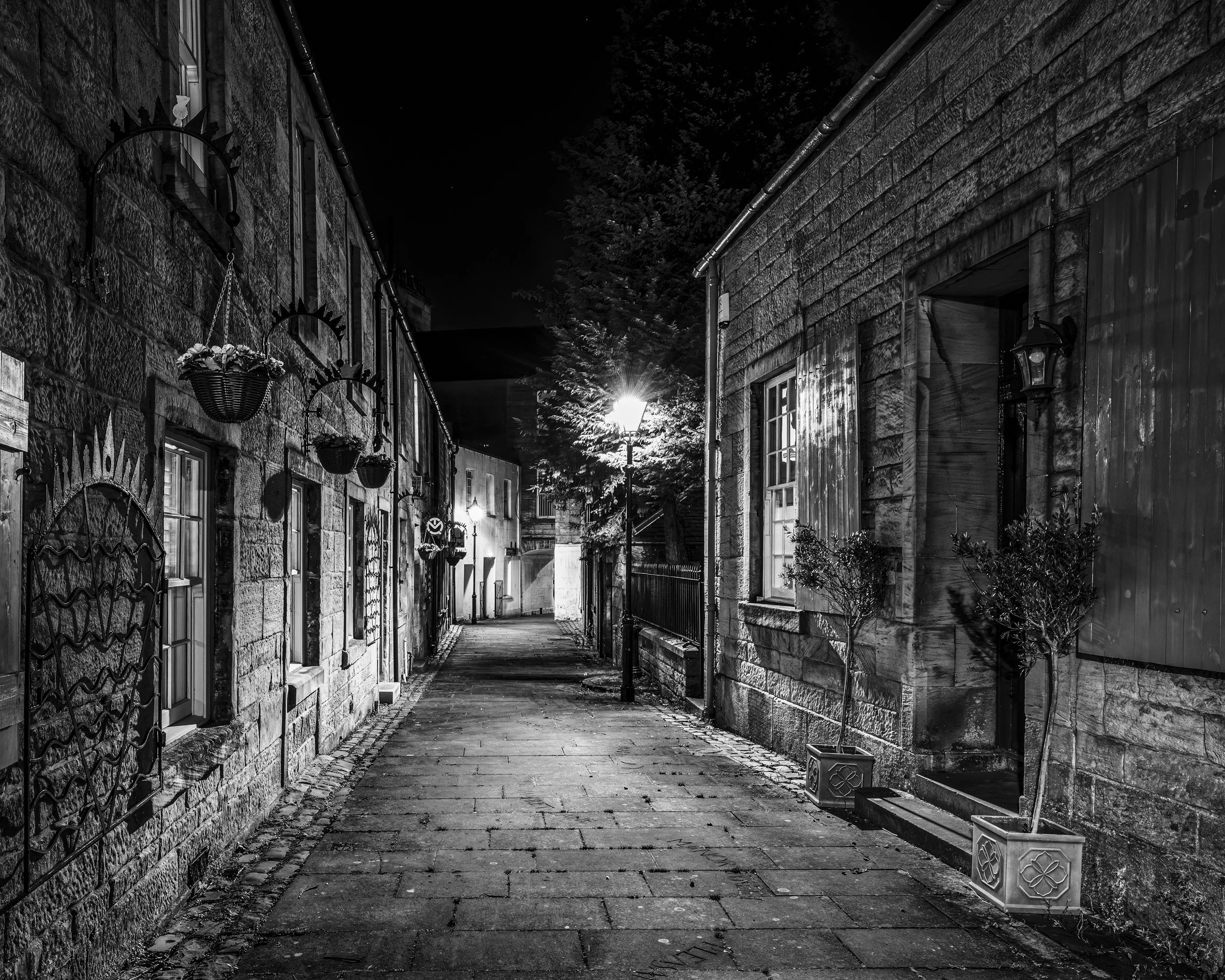 Kings Court, Falkirk at night