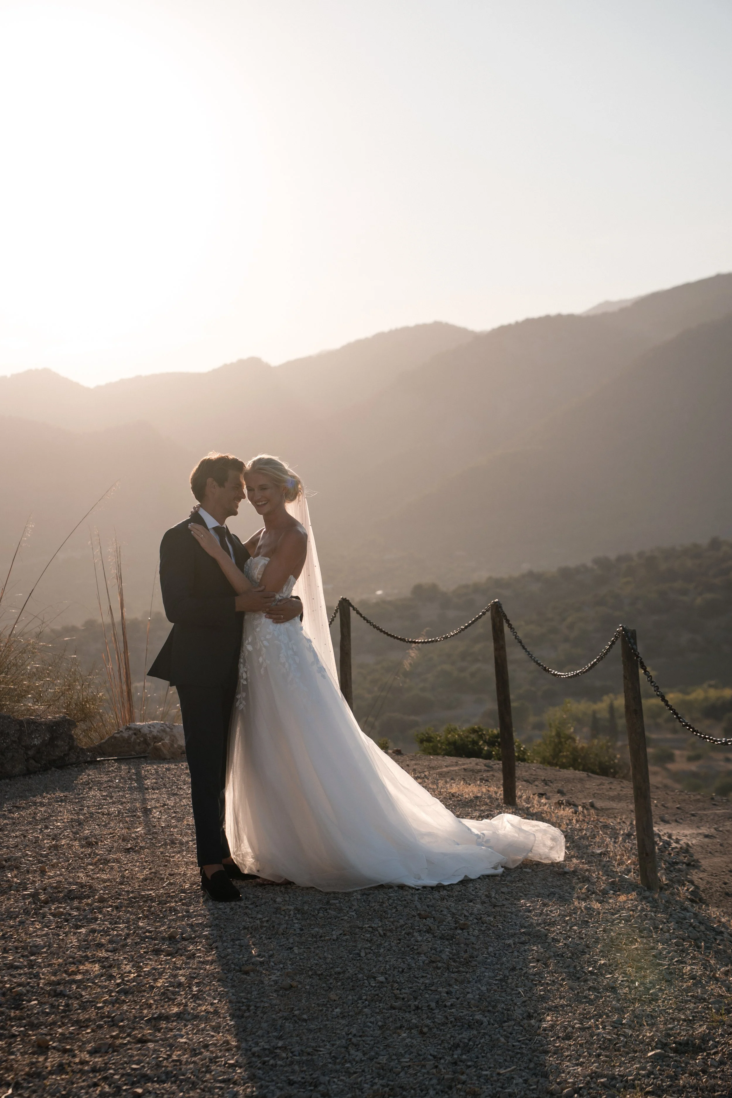 Bride portrait in sunset at Finca Mallorca – editorial wedding photography