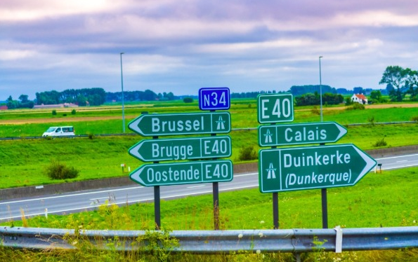 DRIVING A VAN IN EUROPE: WHAT YOU NEED TO KNOW