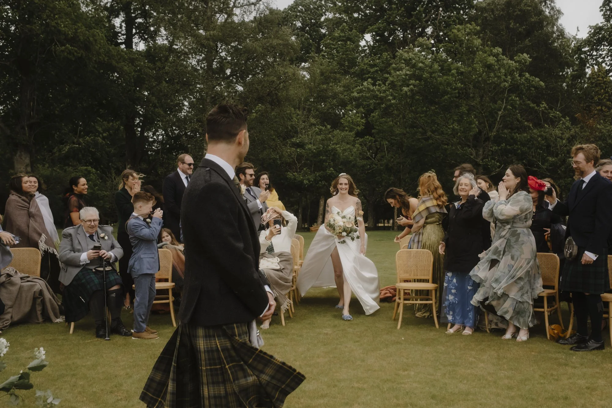 Unscripted-Documentary-Wedding-Photography-Harper-Scott-Photo-Aberdeenshire-Scotland-041.JPG