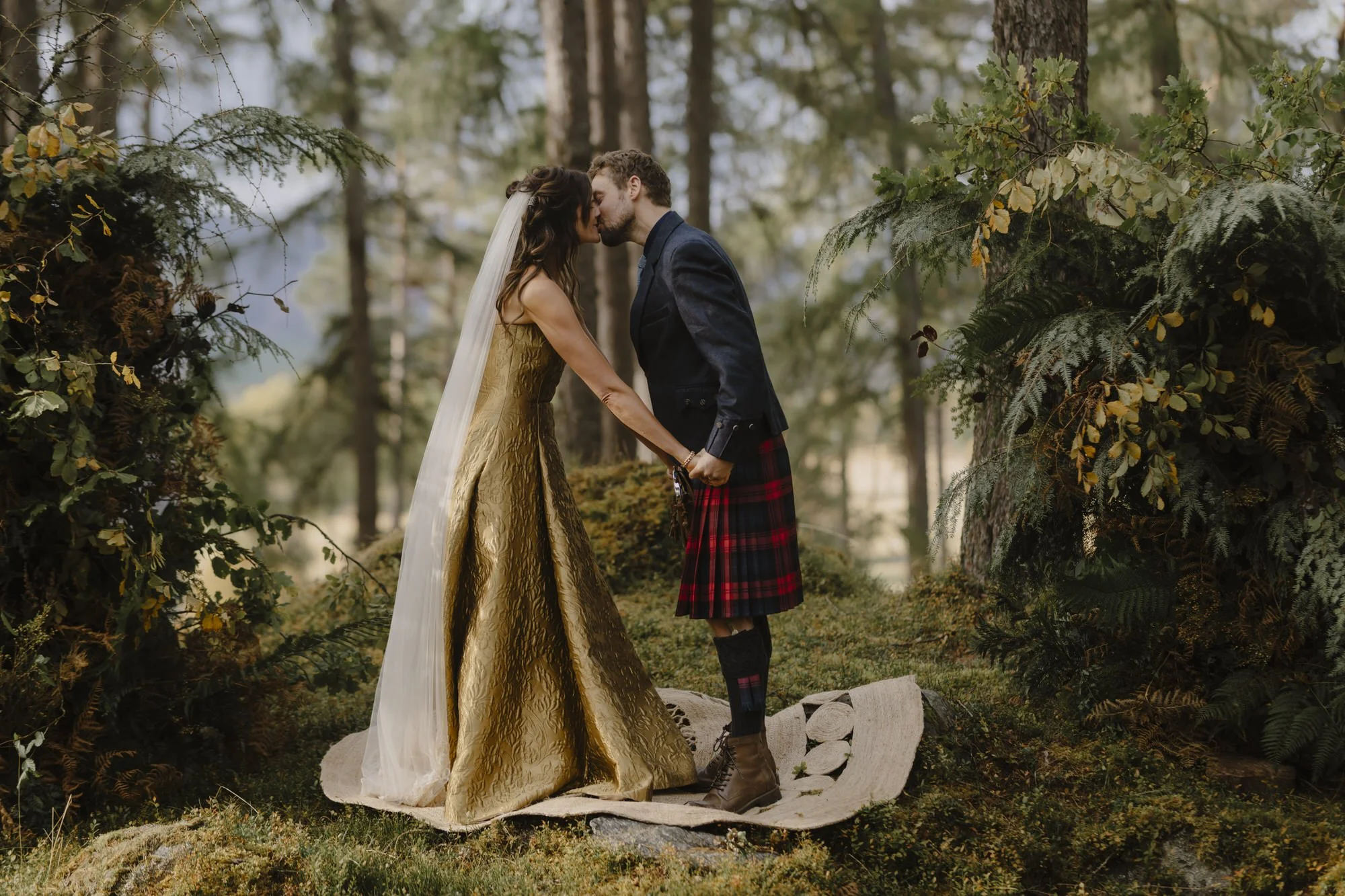 Unscripted-Documentary-Wedding-Photography-Harper-Scott-Photo-Aberdeenshire-Scotland-047.JPG