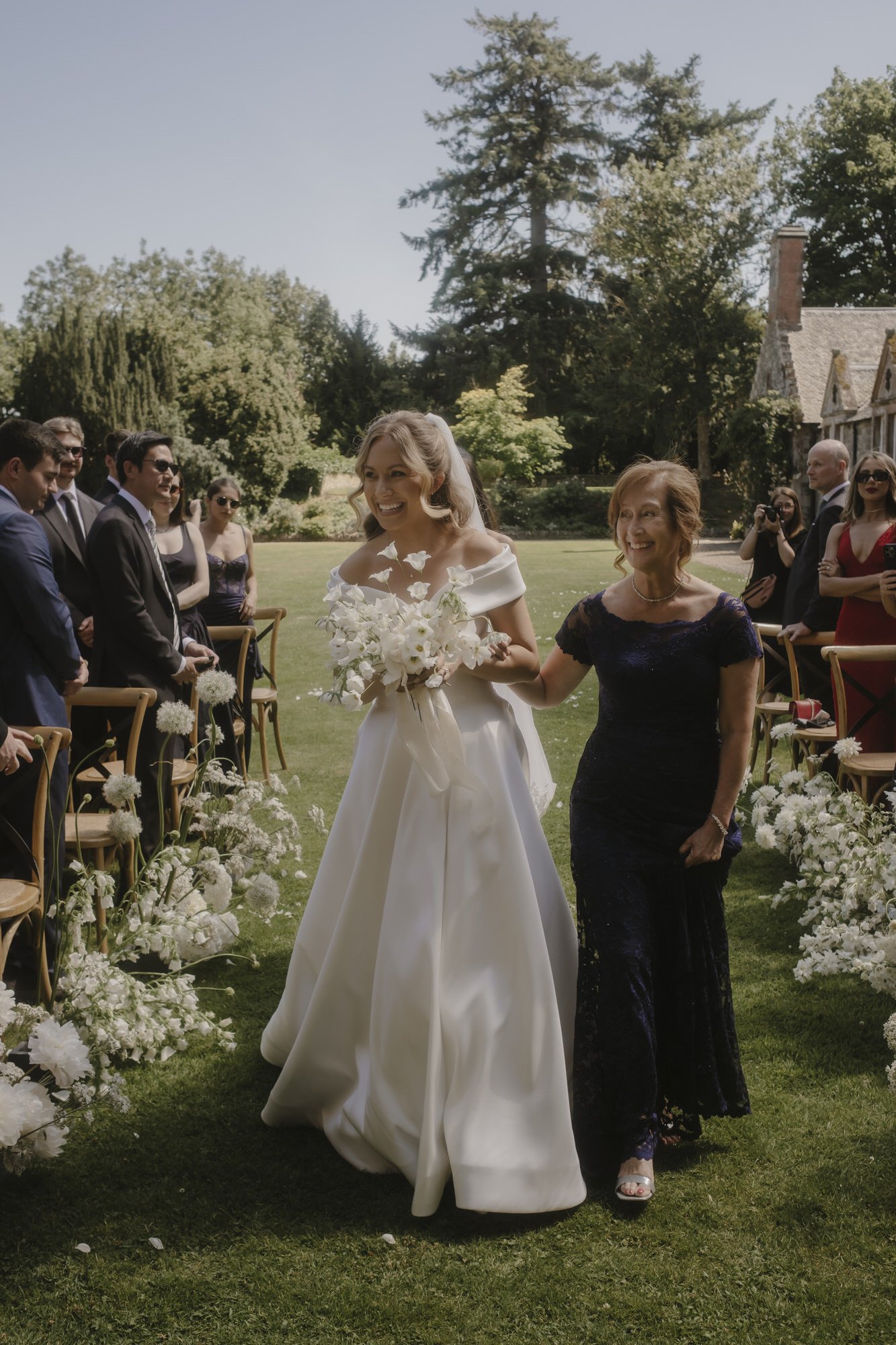Unscripted-Documentary-Wedding-Photography-Harper-Scott-Photo-Aberdeenshire-Scotland-029.jpg