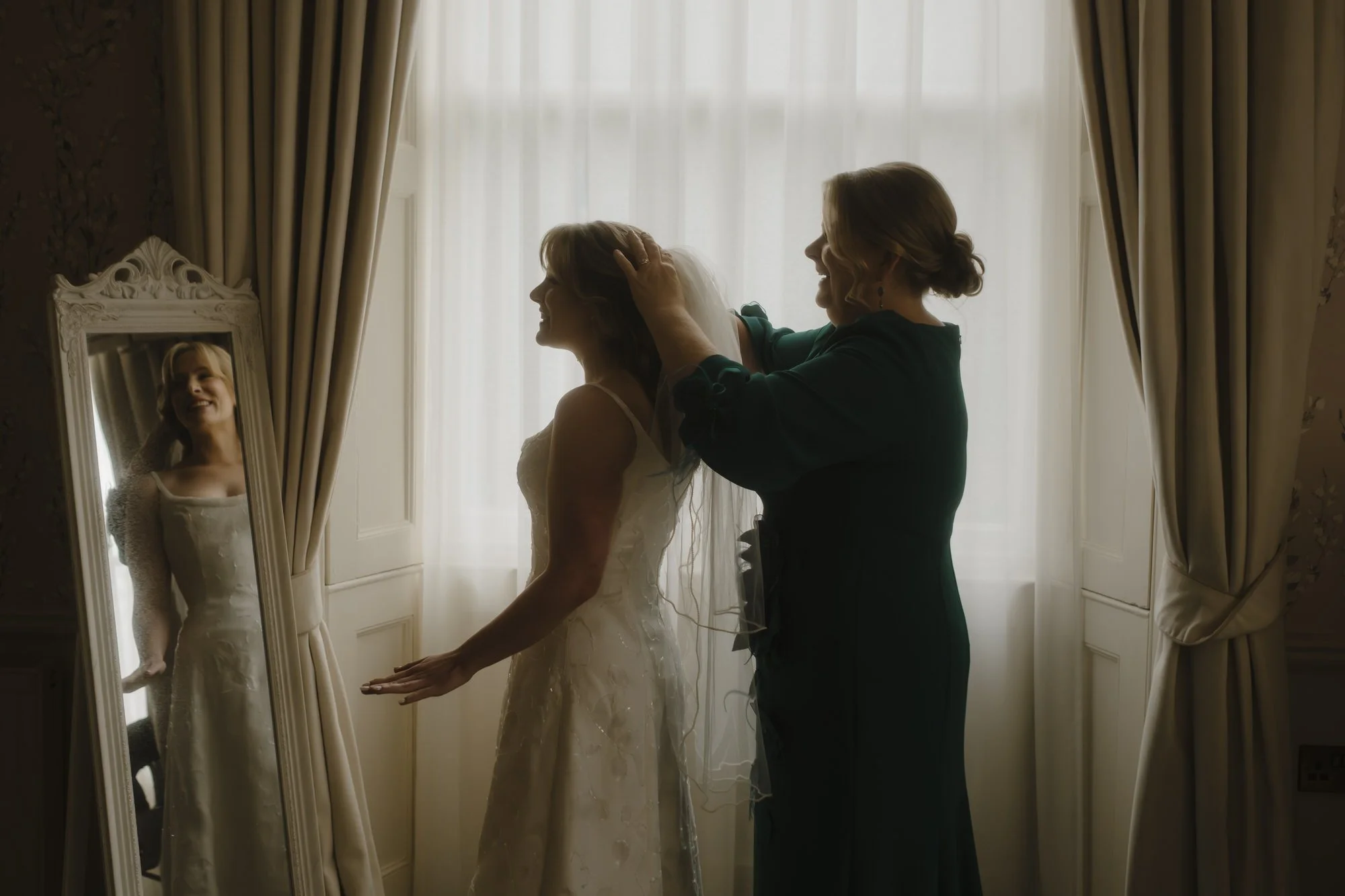 Unscripted-Documentary-Wedding-Photography-Harper-Scott-Photo-Aberdeenshire-Scotland-011.JPG