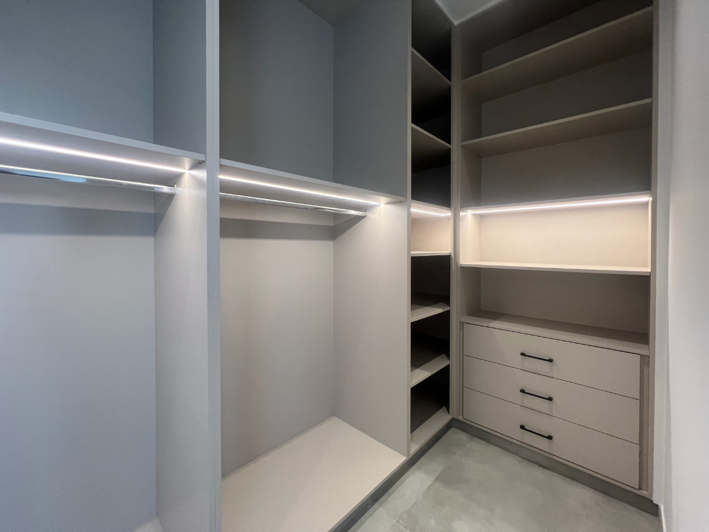 D-House-Limassol 2026-Wardrobe2.png