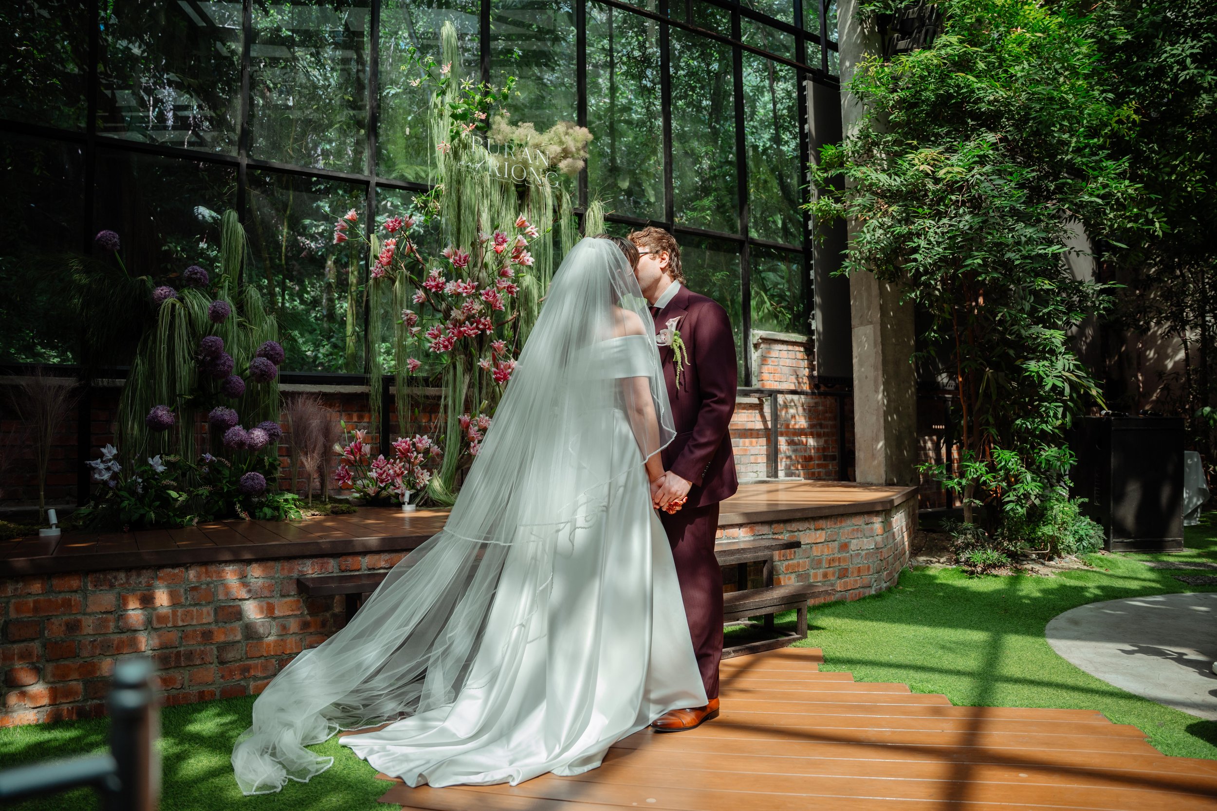 CHRIS & CHLOE-49.jpg