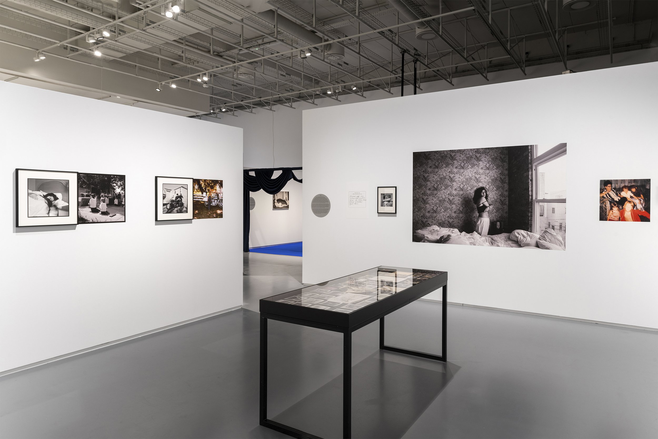 .tiff Emerging Belgium Photography - Photo Museum Antwerp - Installation photograph made by Johan Poezevara