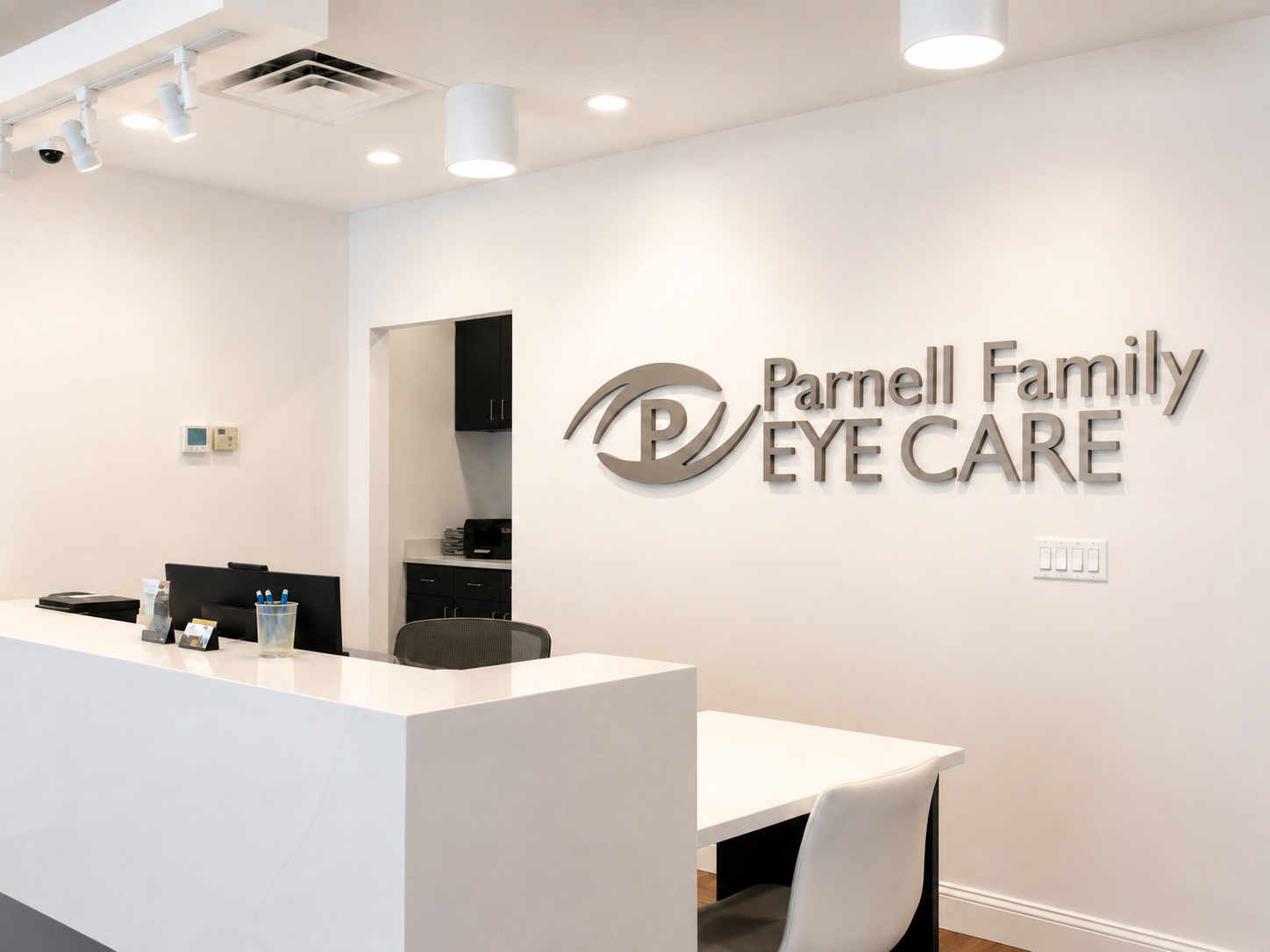 Reception Desk - Parnell Family Eye Care