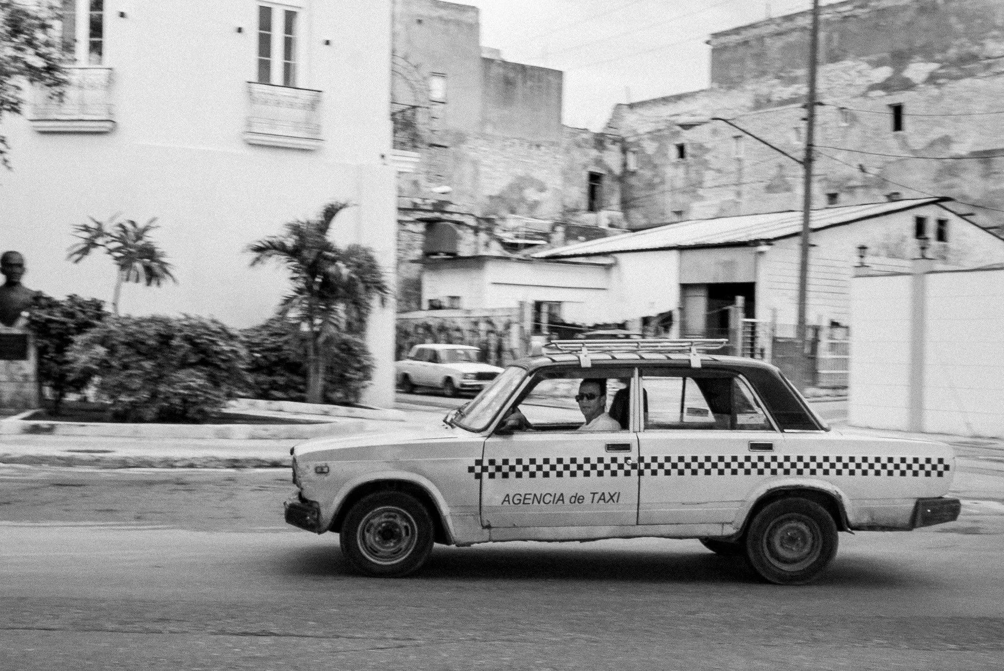28. Agencia de Taxi.jpg