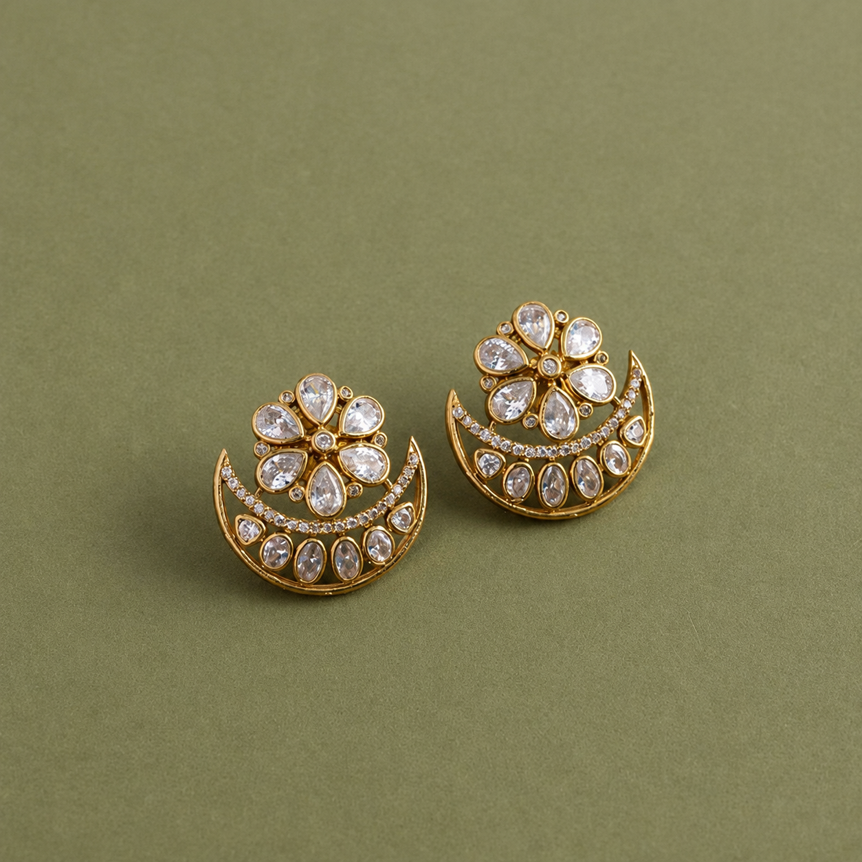 Floral Motif Stud Earring