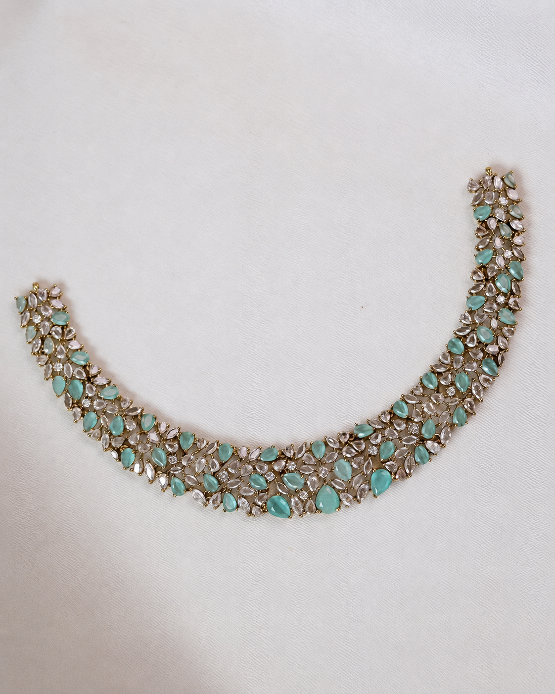 White & Mint Victorian AD Necklace set