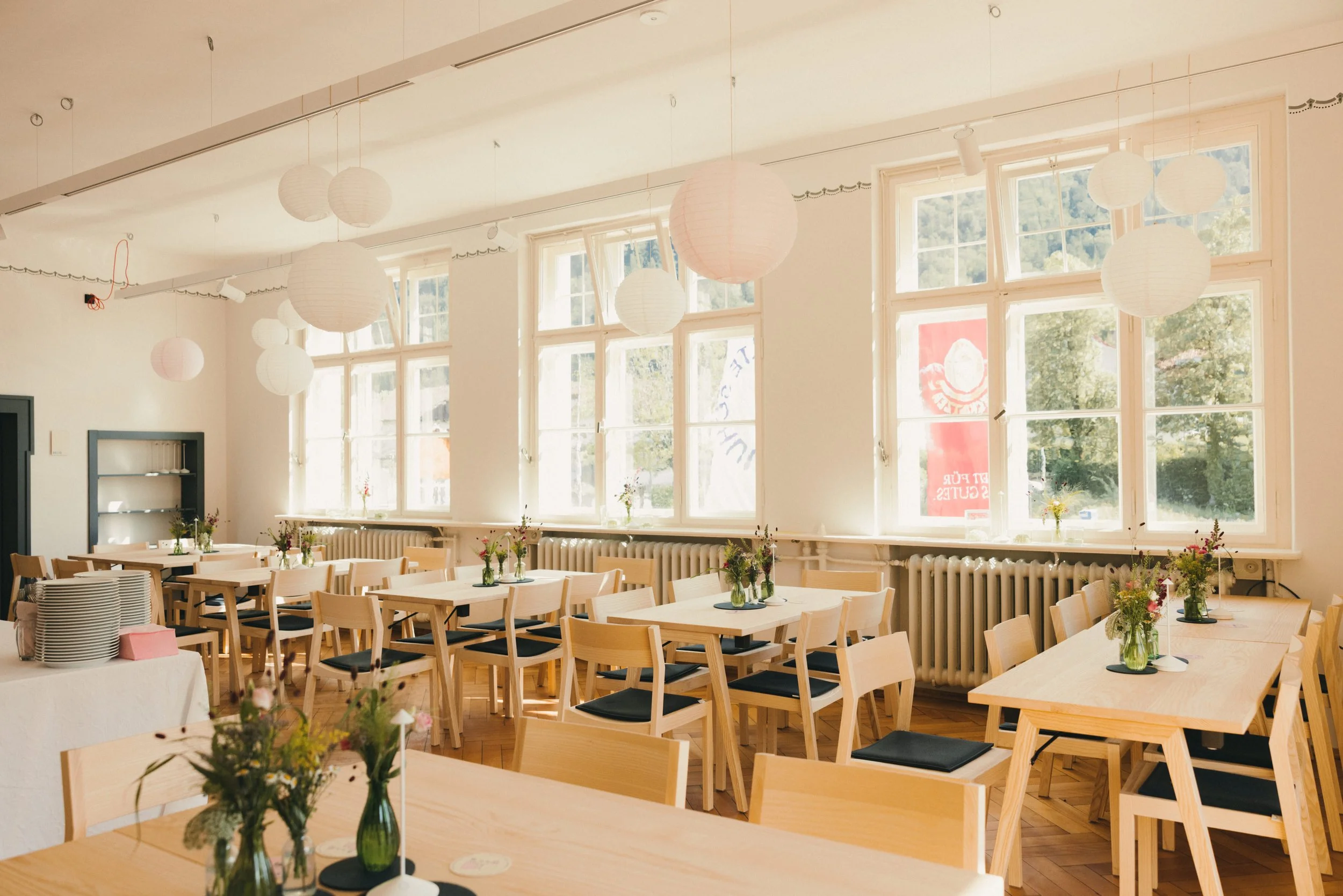 Im Cafe - Restaurant der Alten Schule gibt es leckere Speisen und Getränke.