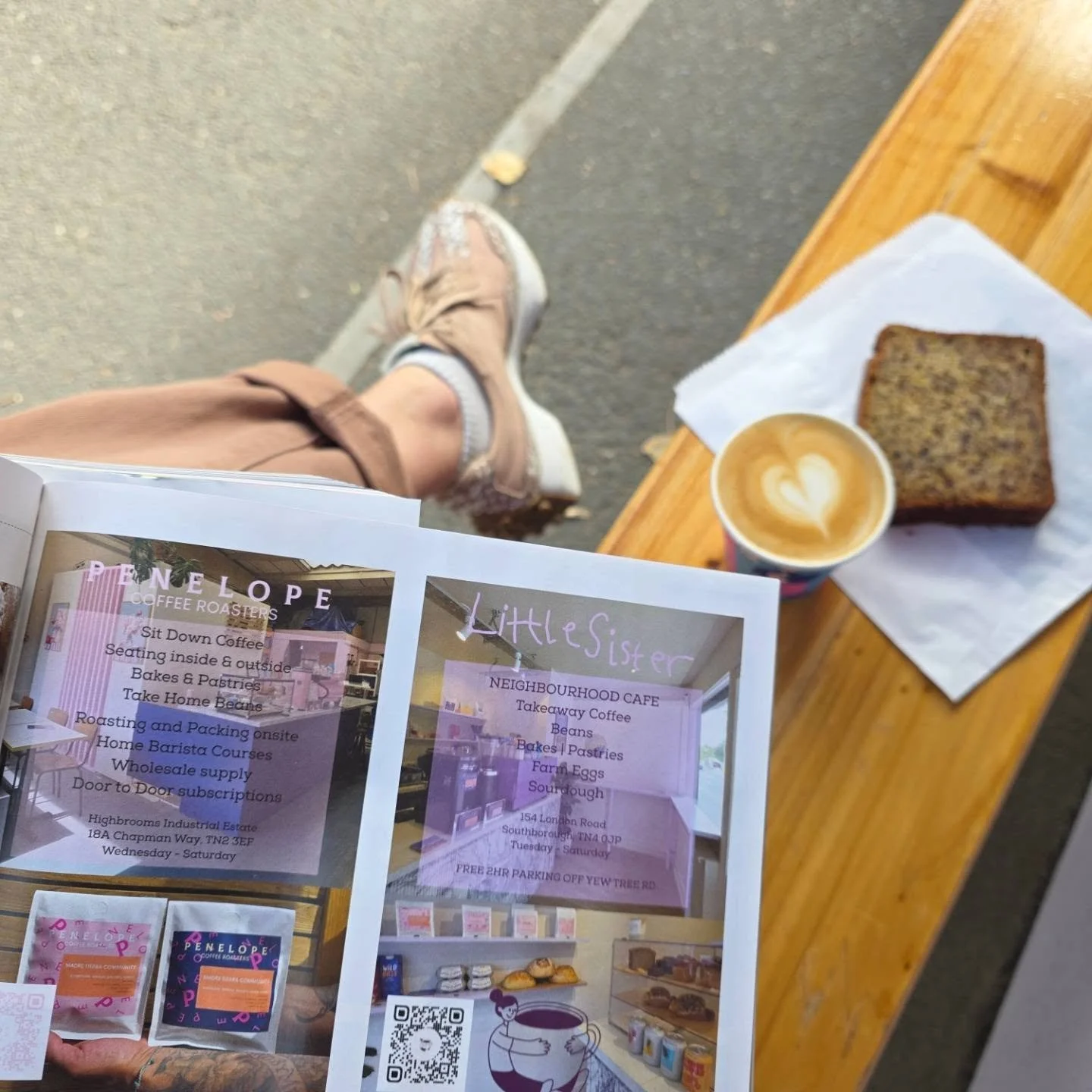 Featured @insidekent ✨️☕️
Flat white &amp; Banana Bread... our most popular combo 👌💜