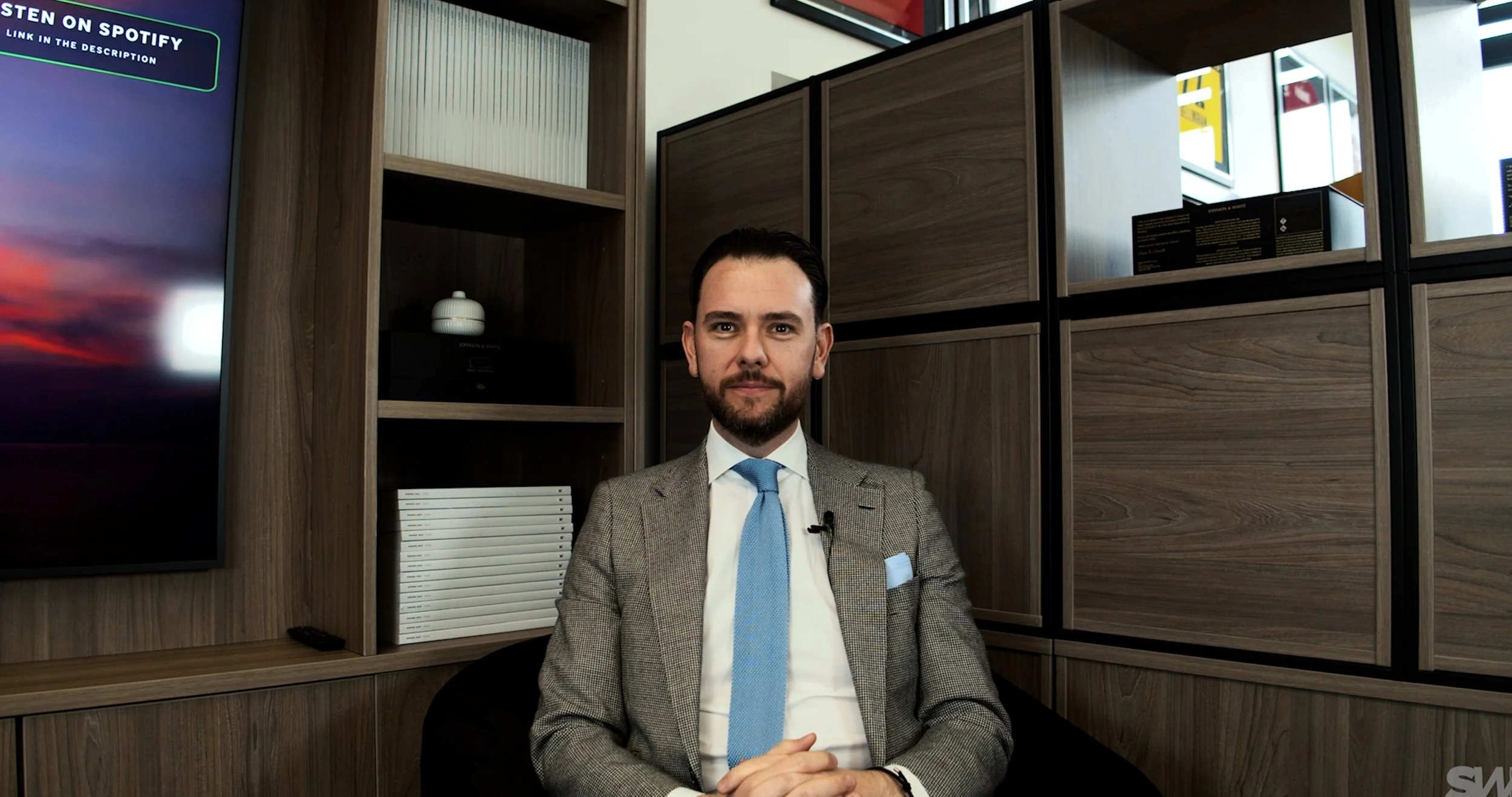 Corporate & Interviews