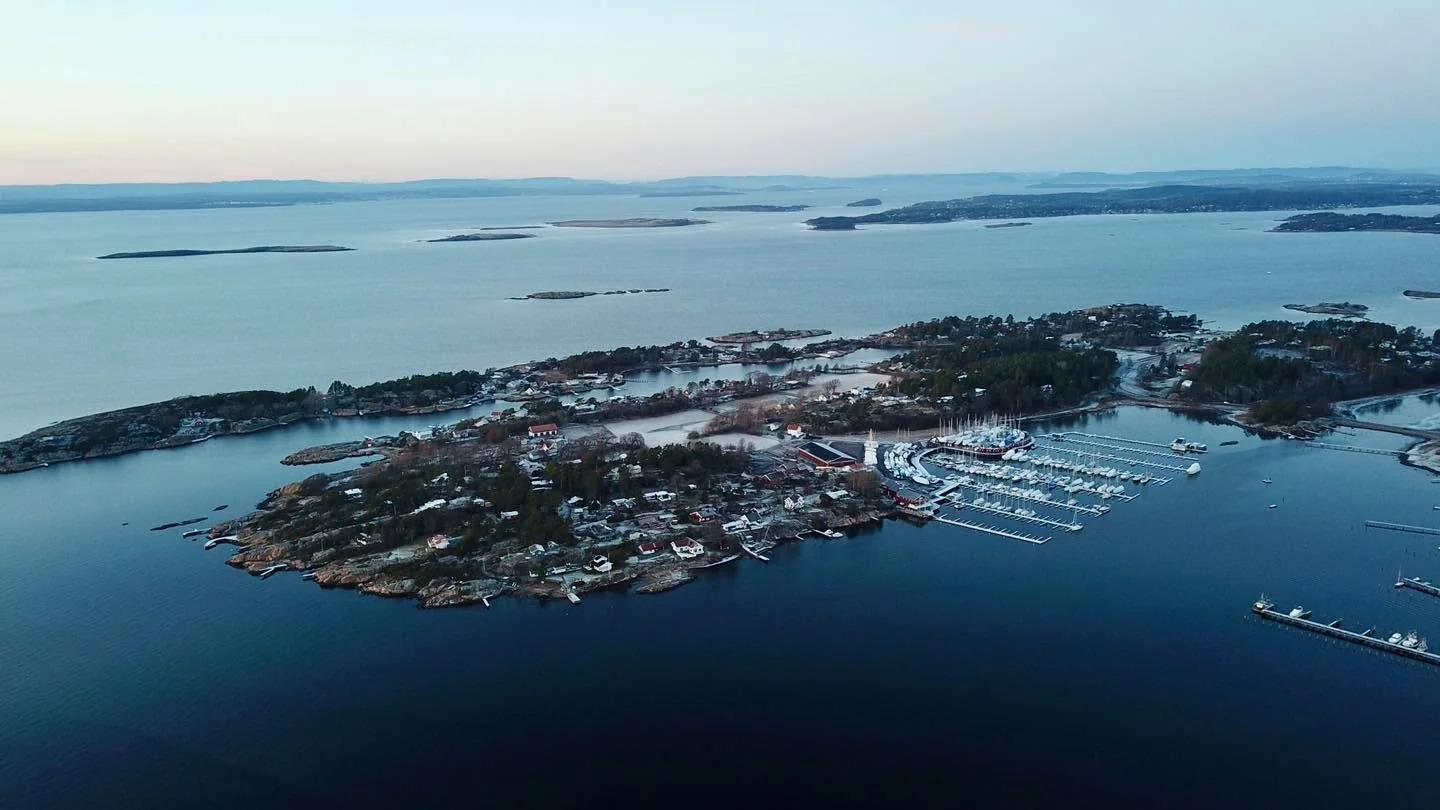 Vi &oslash;nsker alle v&aring;re kunder en riktig god jul!🎄🧑&zwj;🎄⛵️🛥️🚤