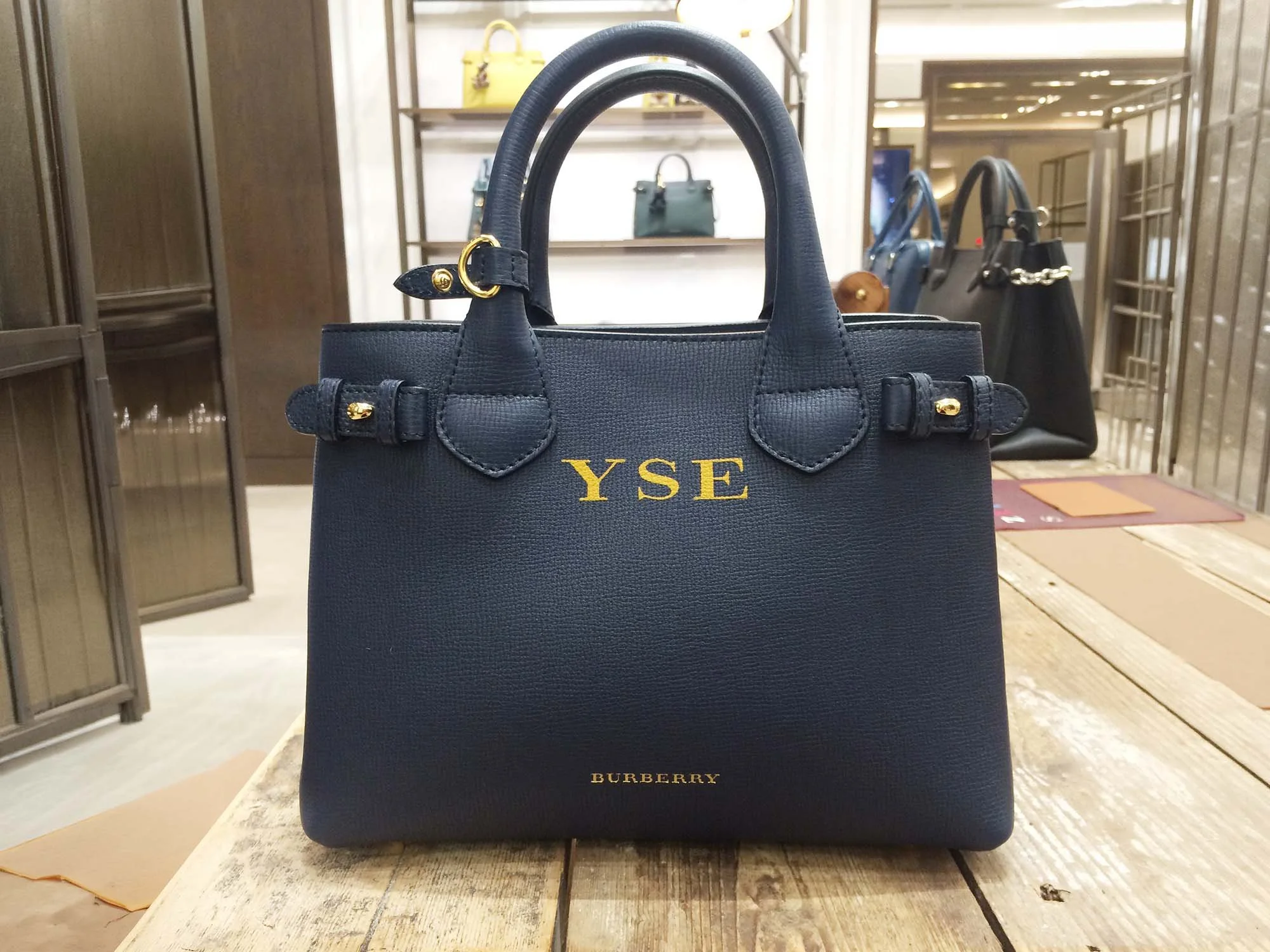 VicLee-Burberry_01.jpg