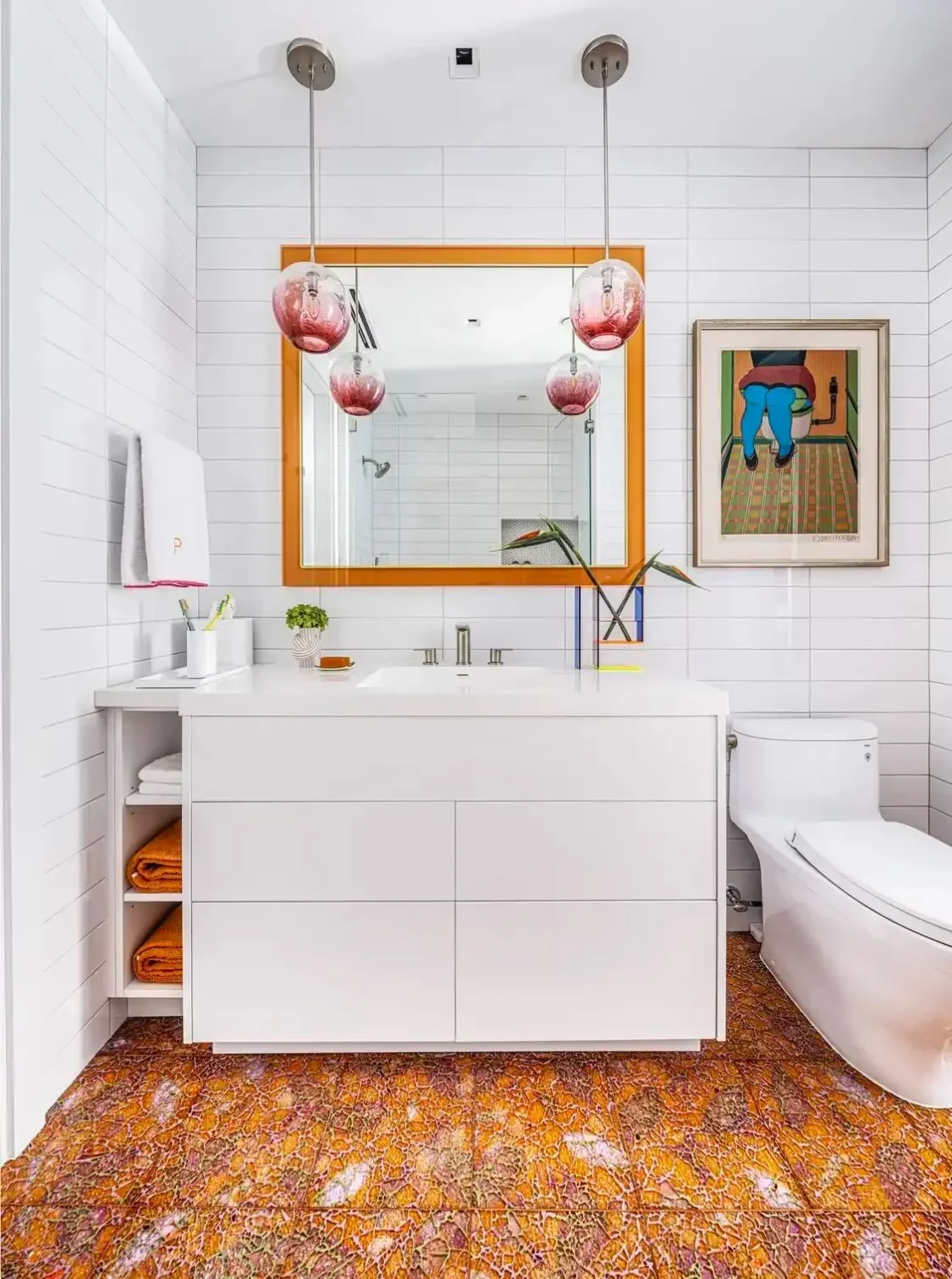 Custom bathroom of the day with glass pendants@tracygloverstudio and glass floor tiles @artistic_tile.  Plexi custom mirror @framingreflections.  It takes a vendor village to create perfection.  Photo by Neil Landino
#bathroomdesign #interiordesign #