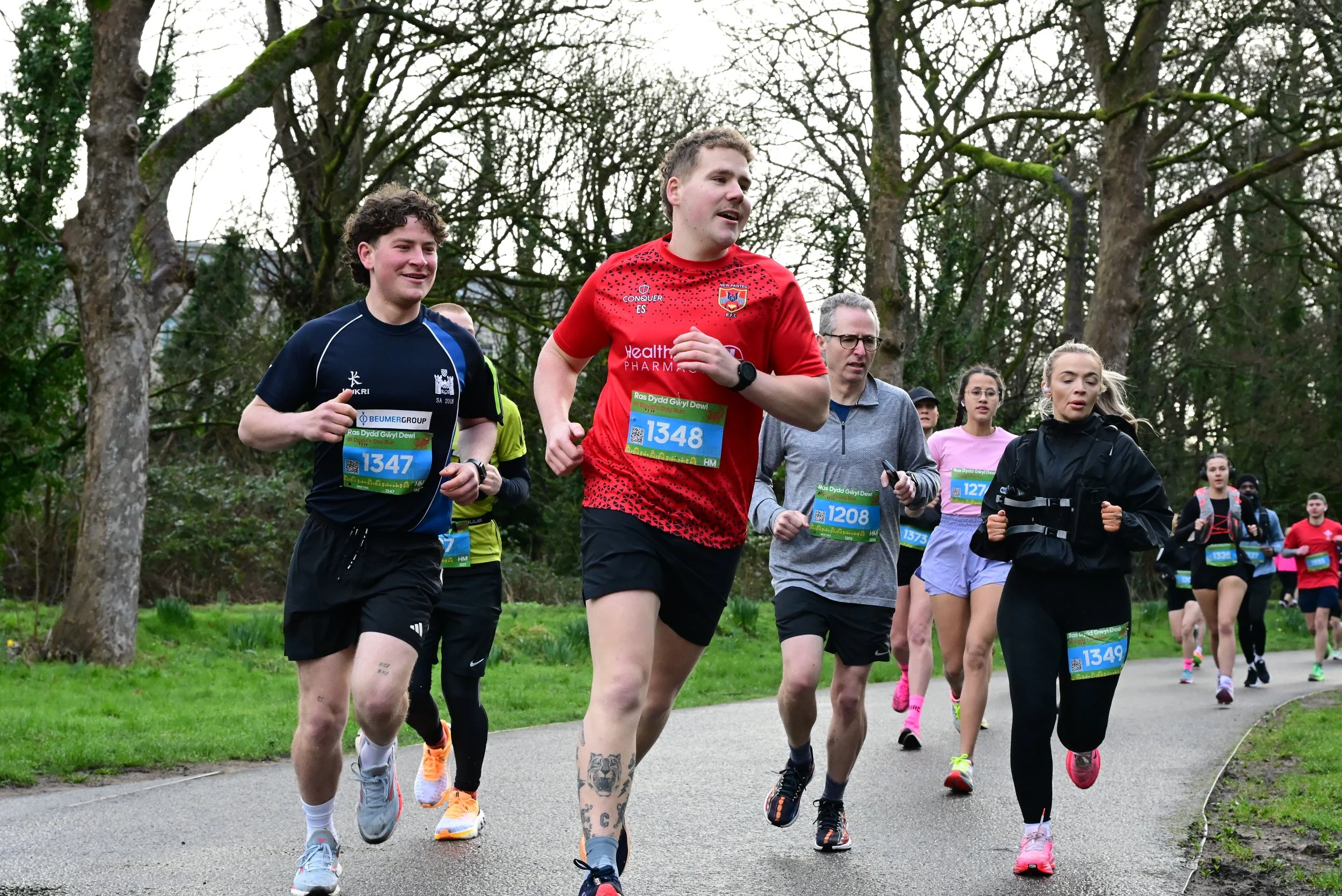 Run St Davids Day Run 5k 10k half marathon in Bute Park Cardiff Wales