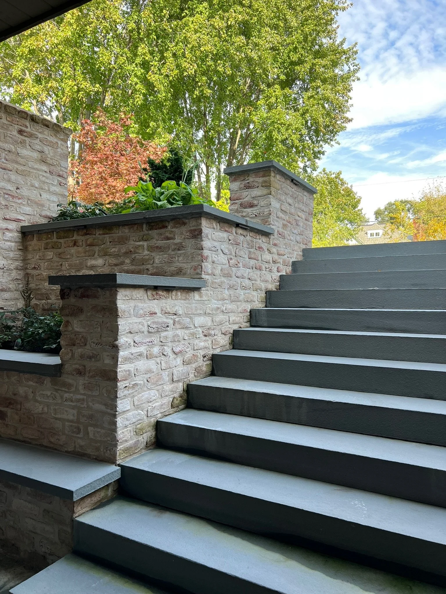 Site Features & Hardscapes