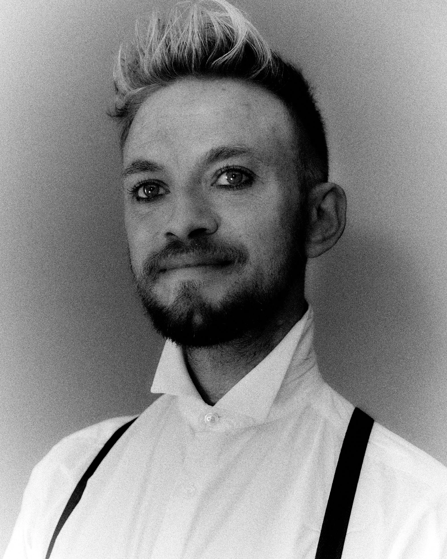 Tom portrait close up black and white.jpg