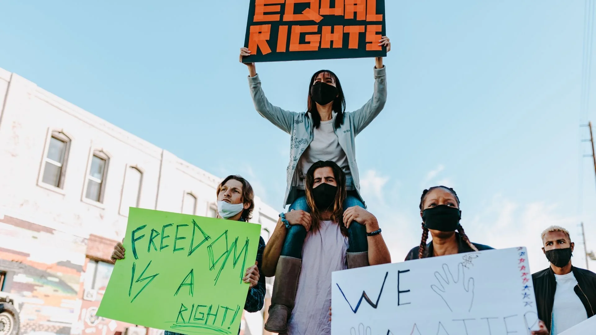 DERECHOS HUMANOS CON ENFOQUE DE GENERO