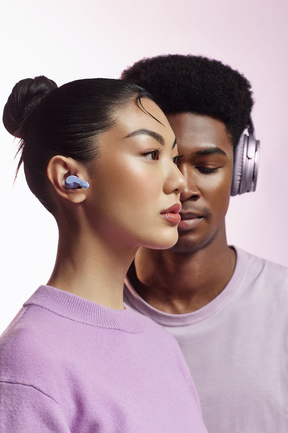 HeadphonesCreative7806.JPG